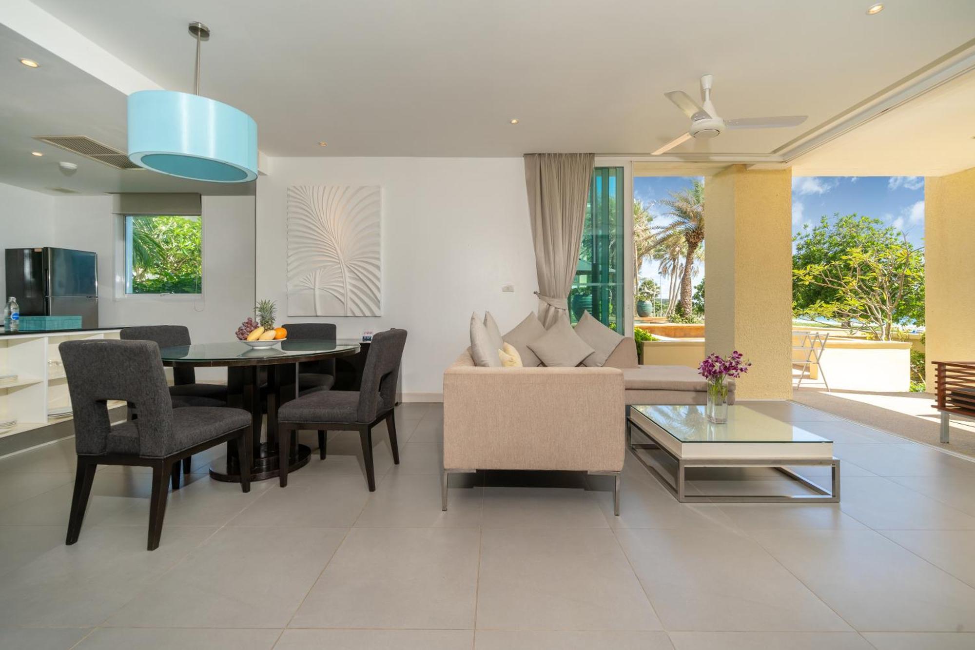 Beachfront 703 *
