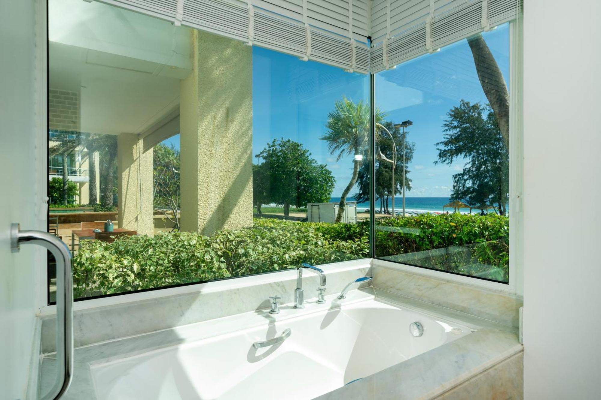 Apartment Beachfront 703 Karon