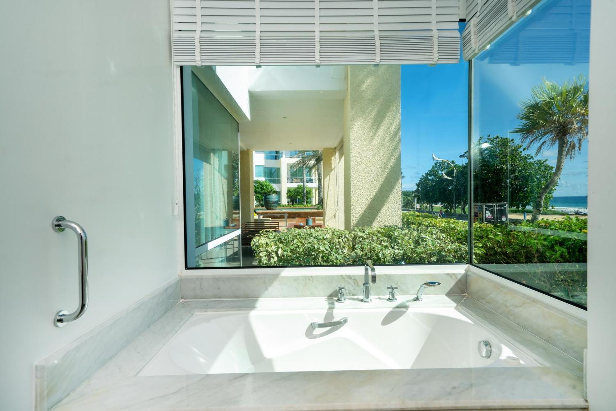 Apartment Beachfront 703