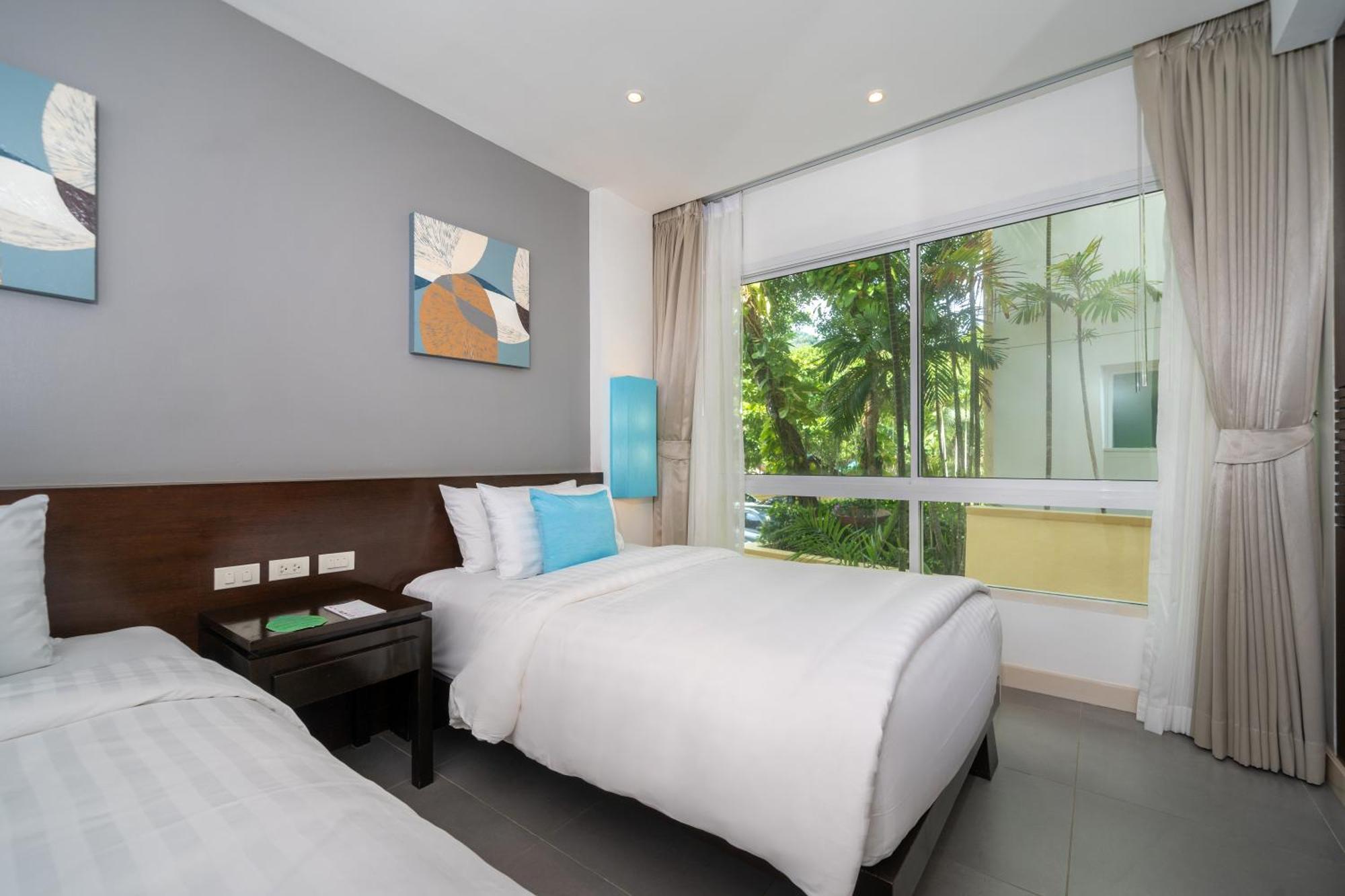 Beachfront 703 Apartment Karon