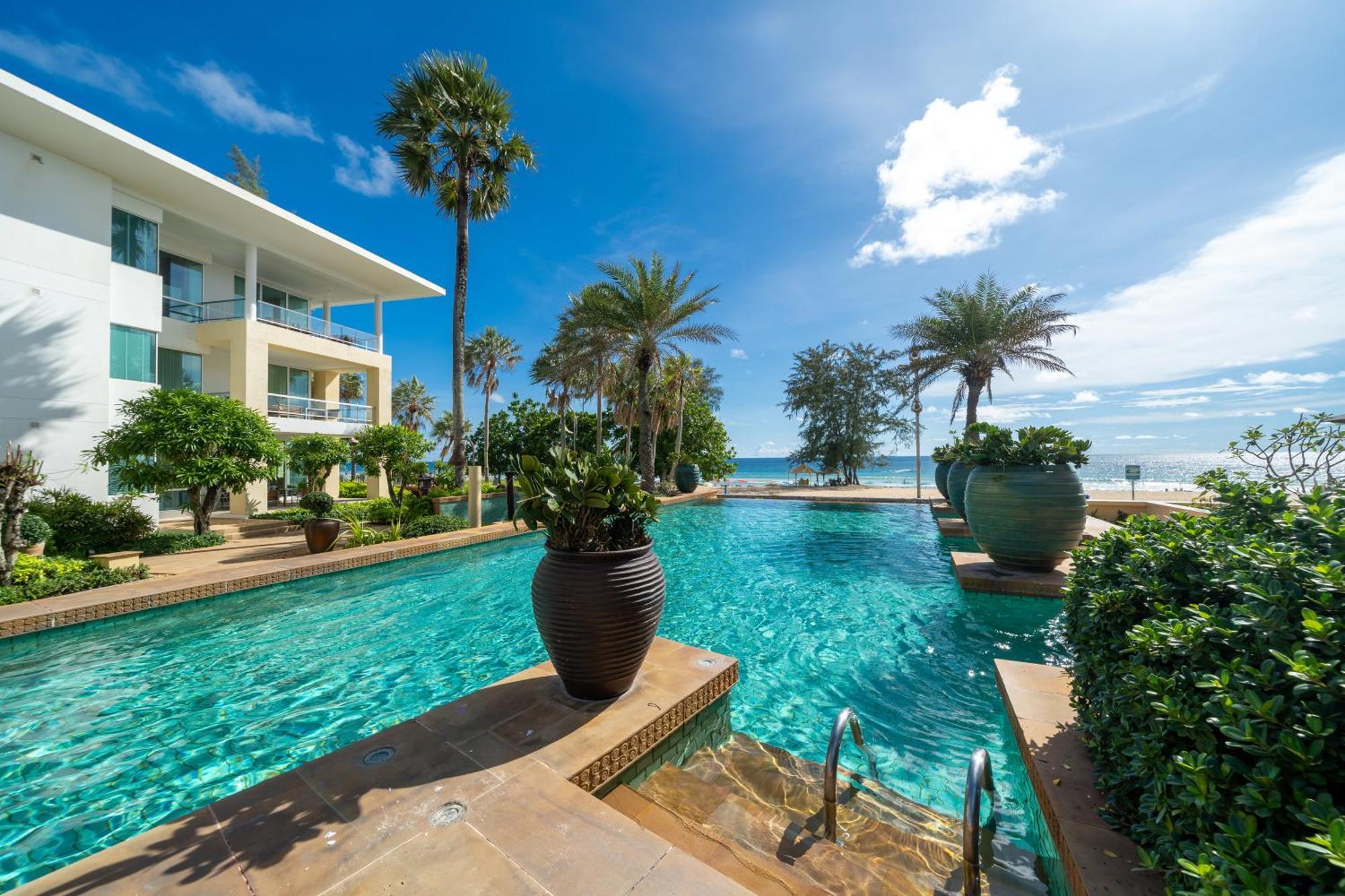 Apartment Beachfront 703