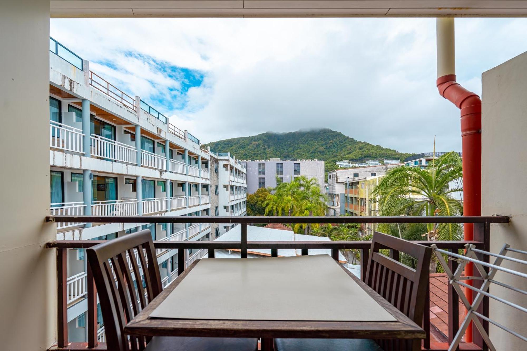 Hotel Outdoor 3*