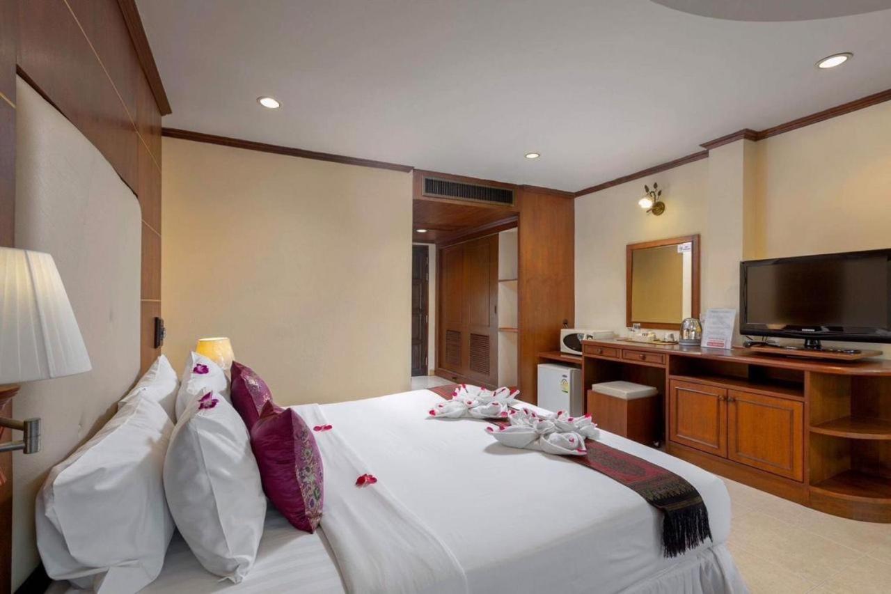 Centre Point Nanai Hotel 3*