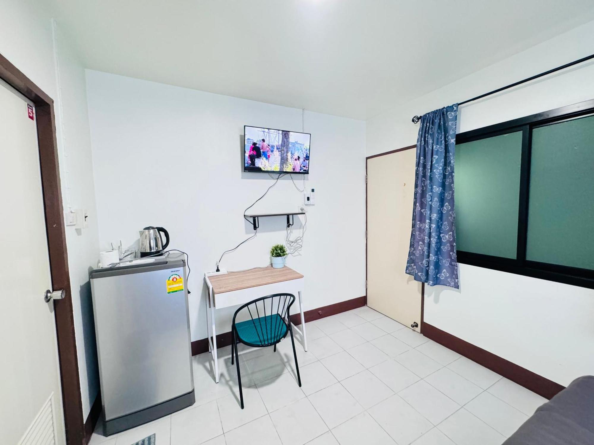 K.l.apartment *
