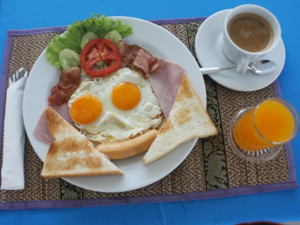 Baan Lukkan Patong Hotel 3*