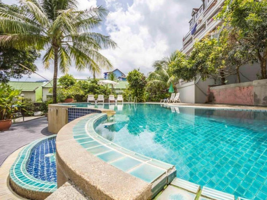 Hotel Baan Lukkan Patong 3*