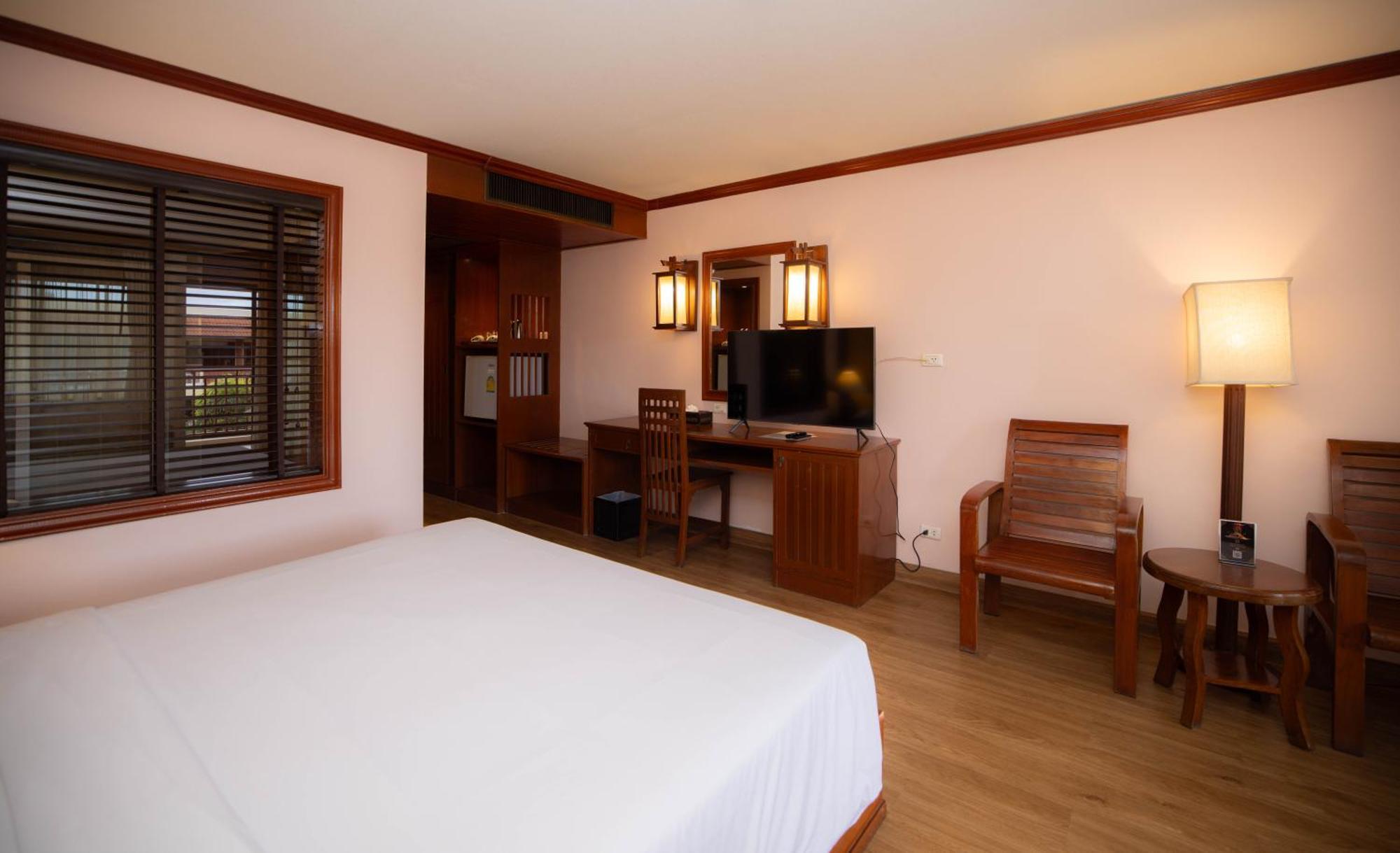 Baumanburi Hotel