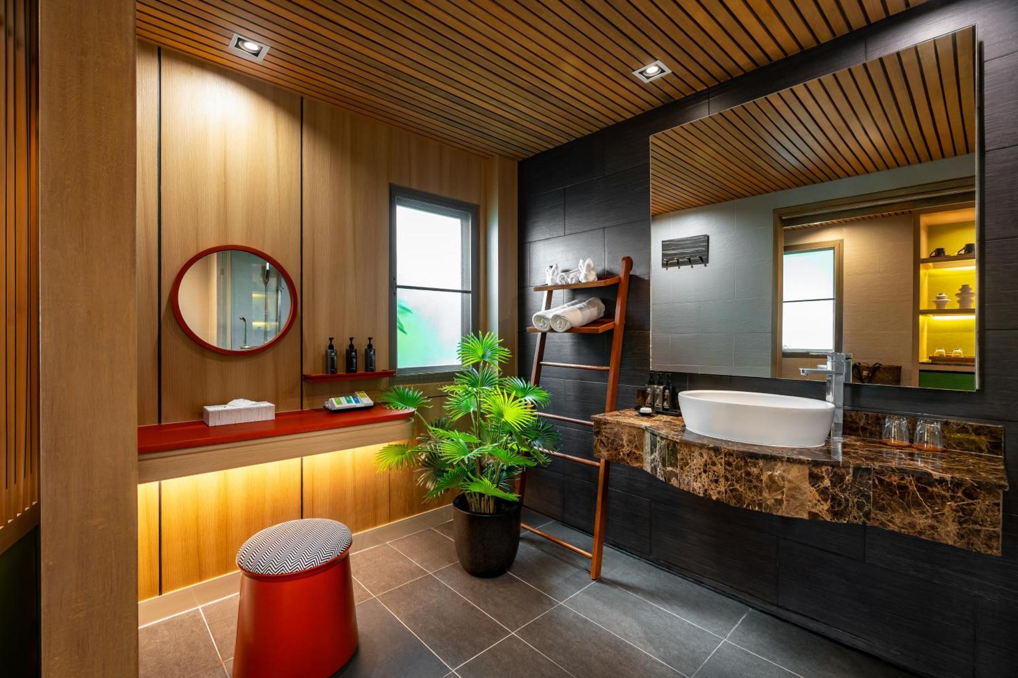 Resort Mandarava And Spa, Karon