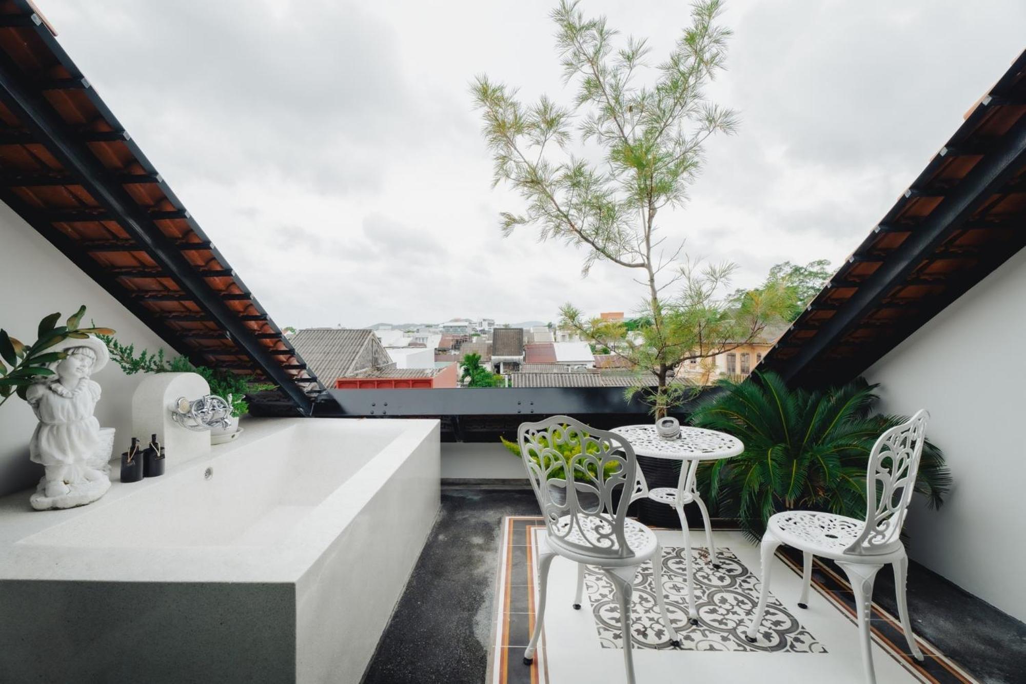 Xinlor House - Old Town 3*