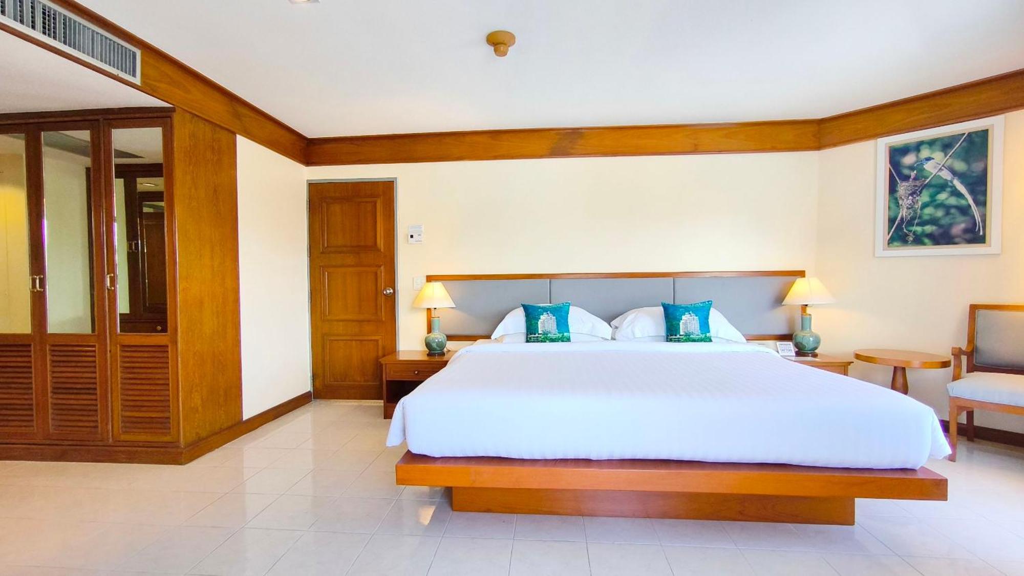 Andaman Hotel, Phuket Resort 4*
