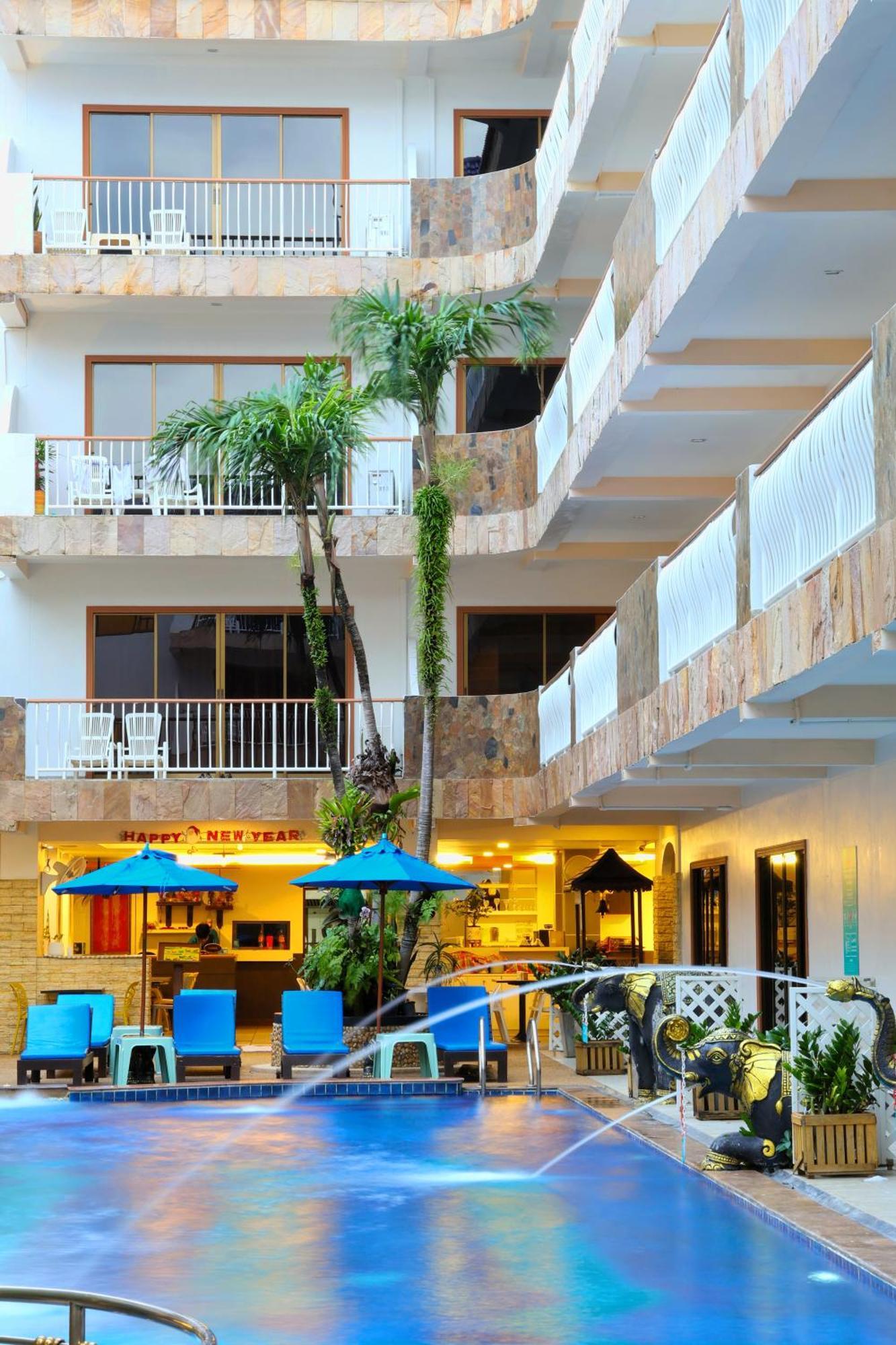 Baan Boa Hotel 3*