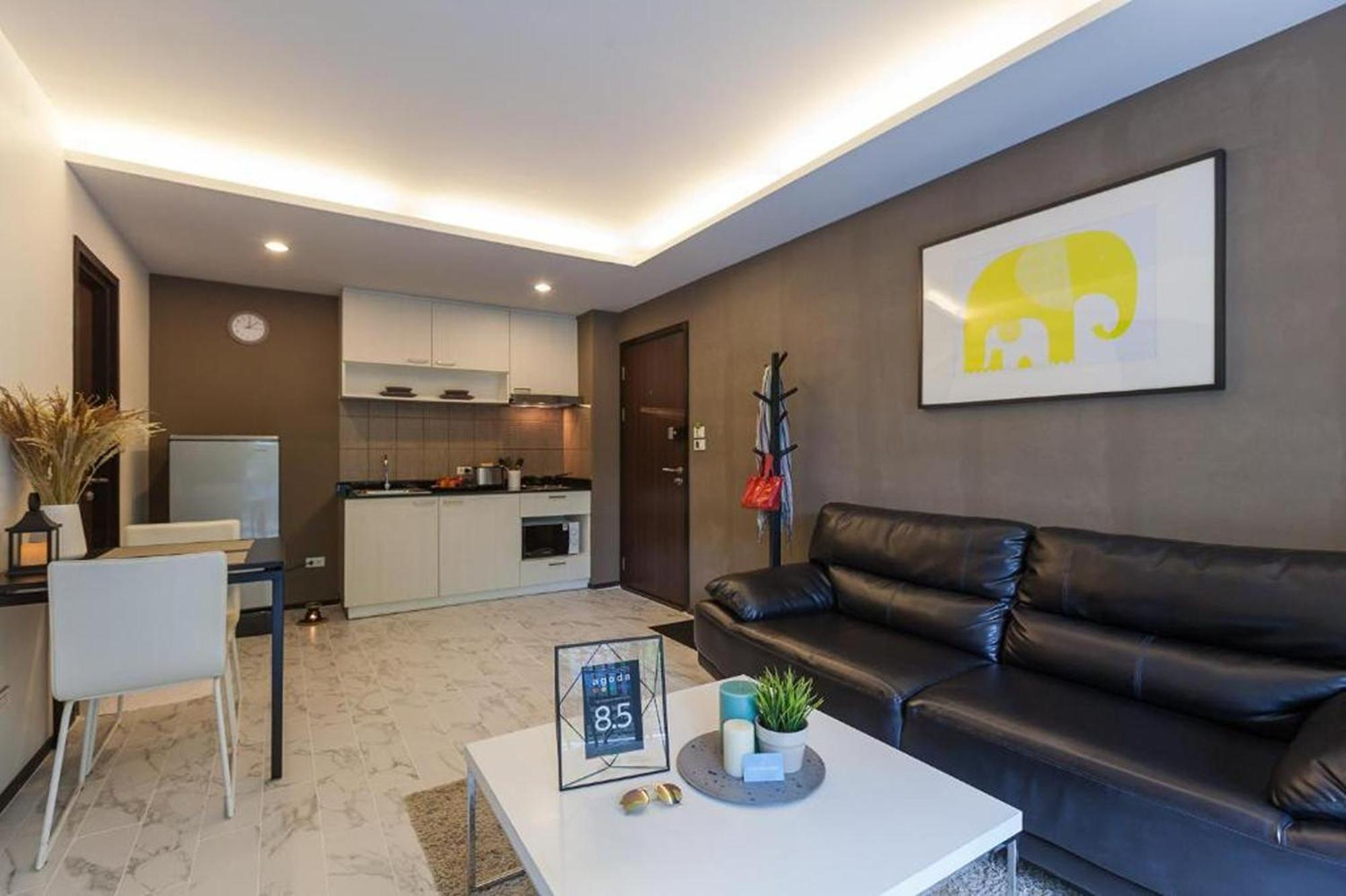 The Title Front Apartment *