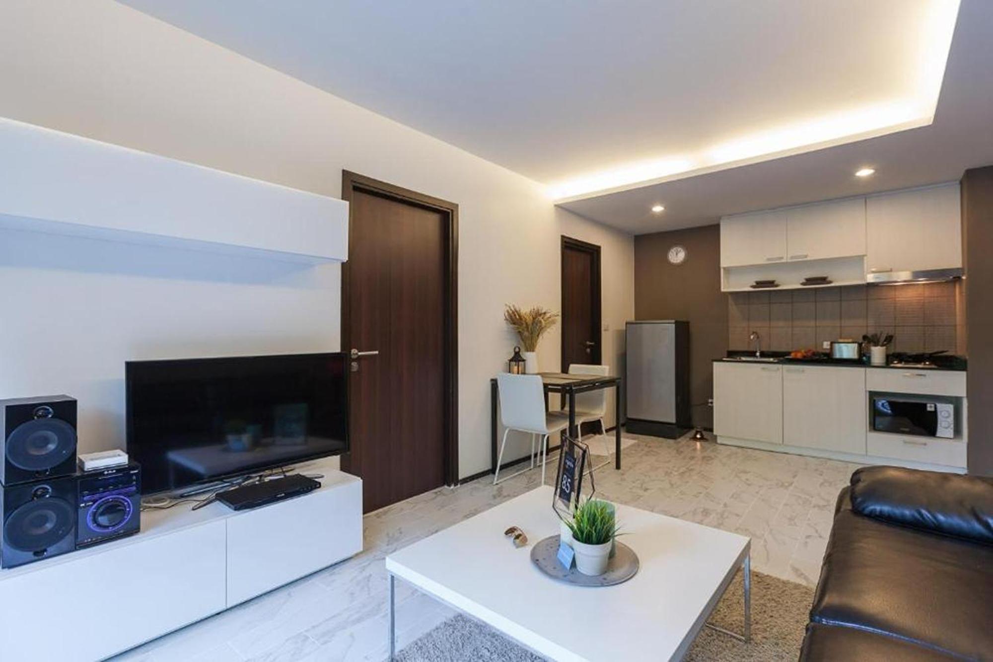 The Title Front Apartment *