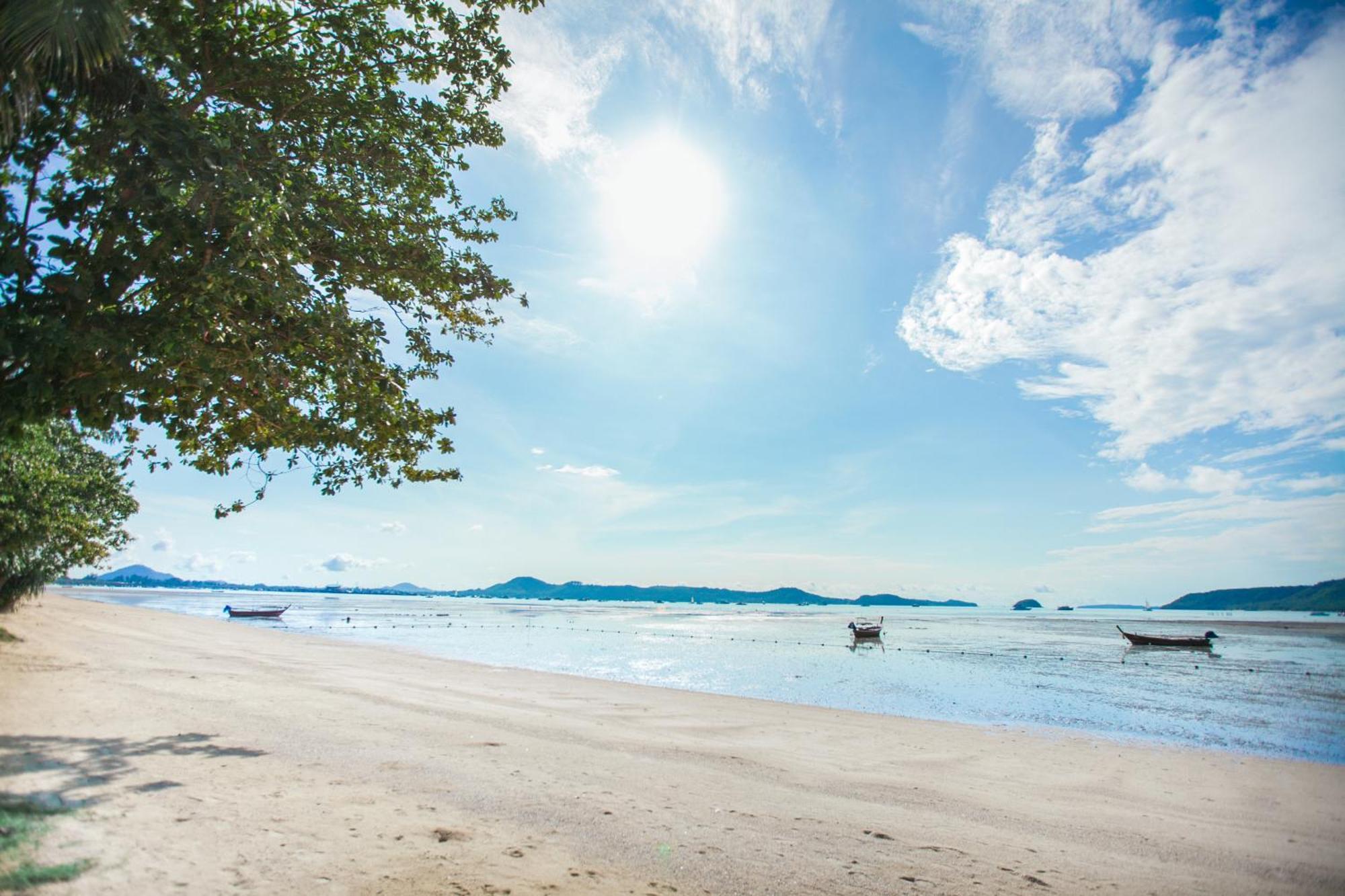 Hotel Blue Grand And Rawai