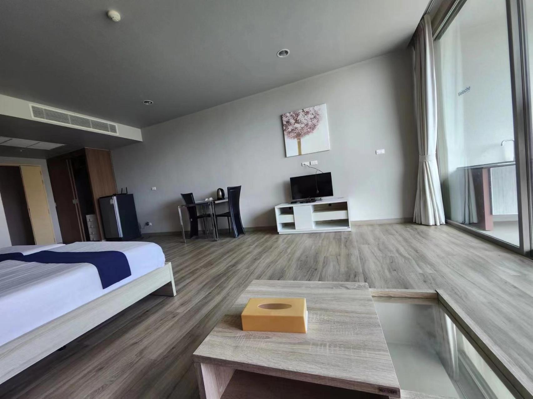 Veloche Karon Apartment Ban Karon