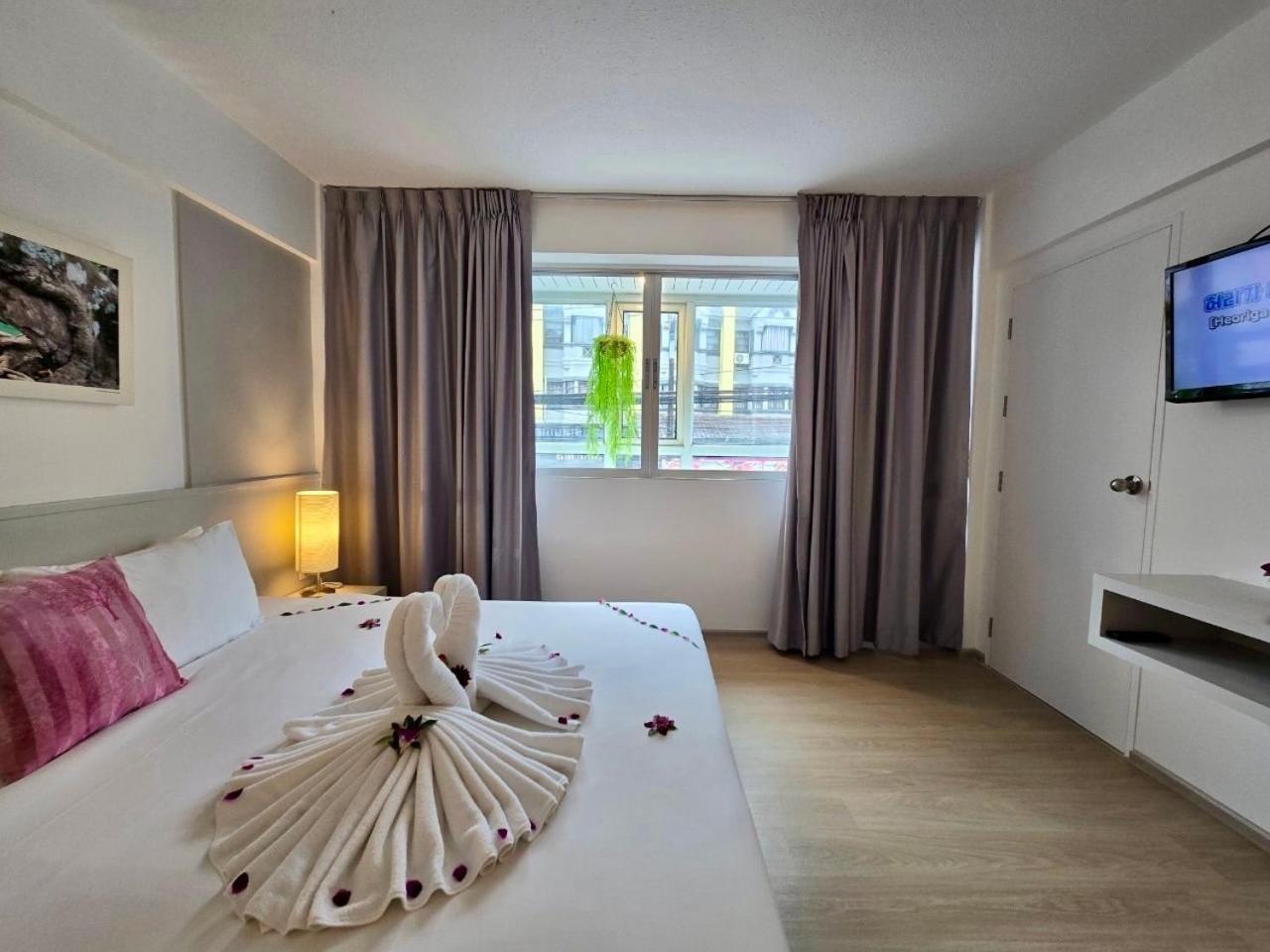 On Phuket - Sha Hotel 3*