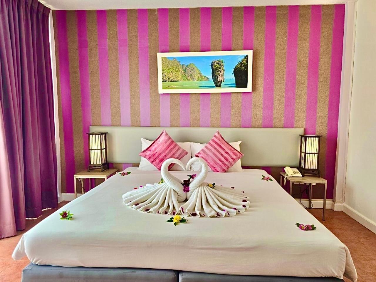 On Phuket - Sha Hotel Karon