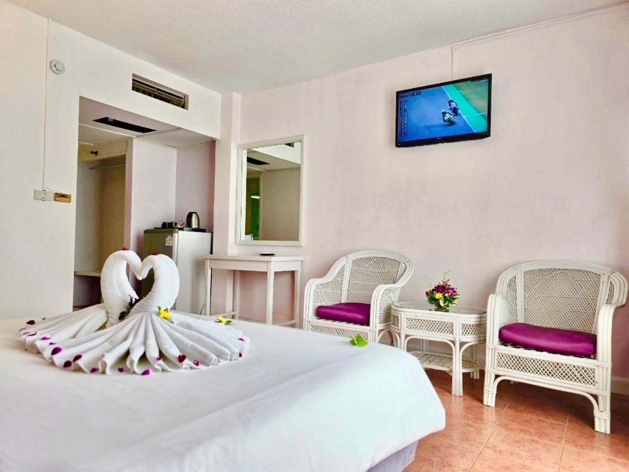 On Phuket - Sha Hotel