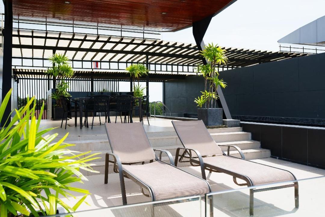 Aqua Villa *