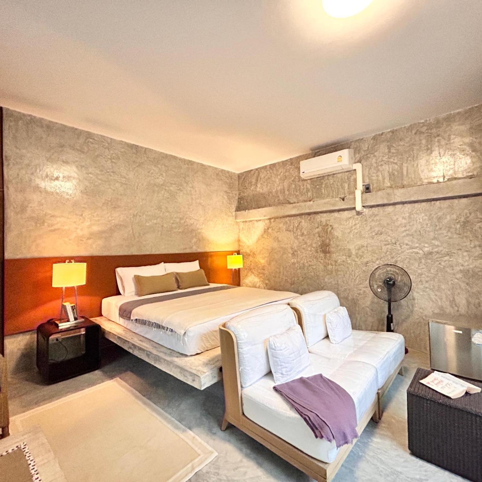 Holiday home Phuket Phuchada *