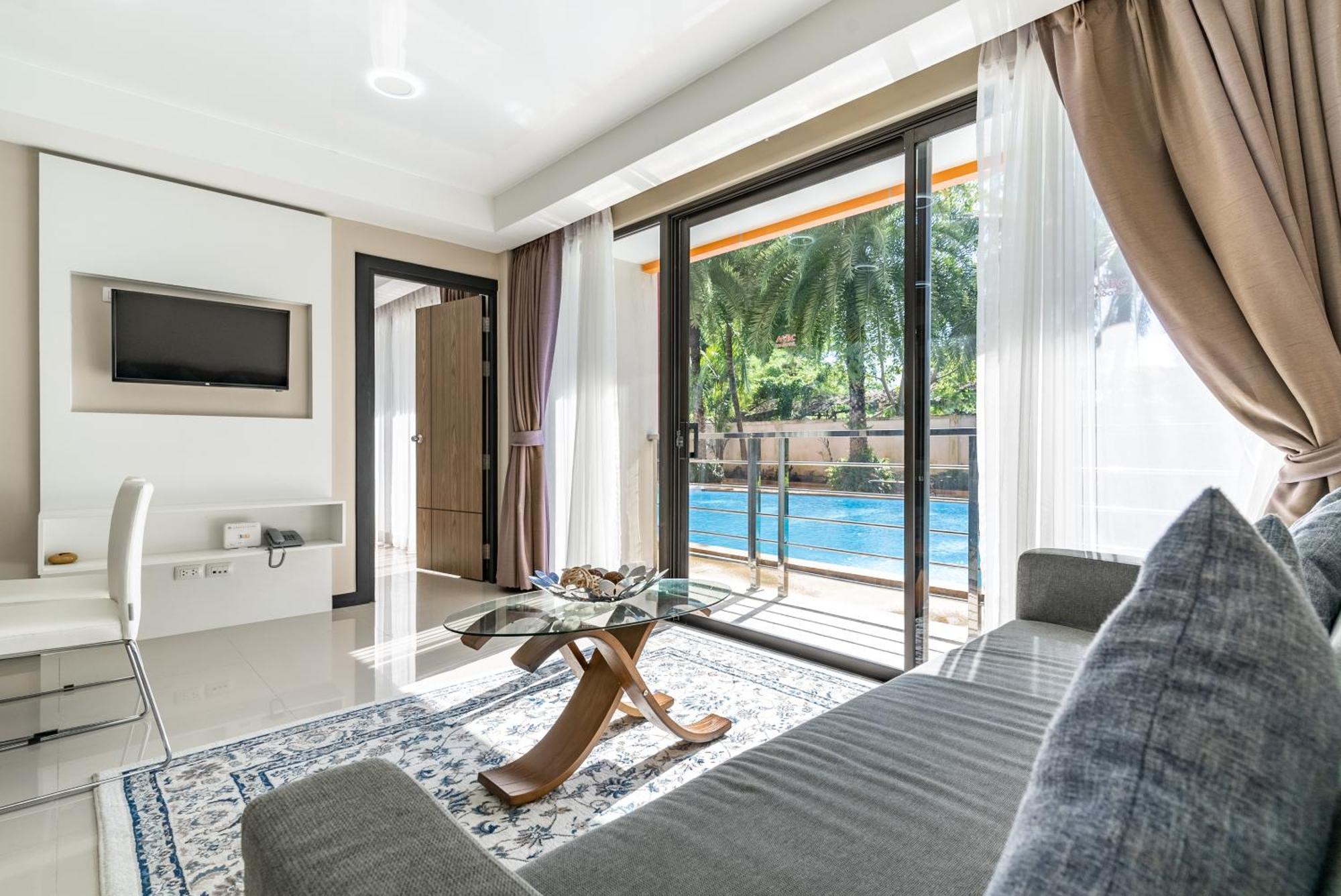 By Villacarte Apartment *