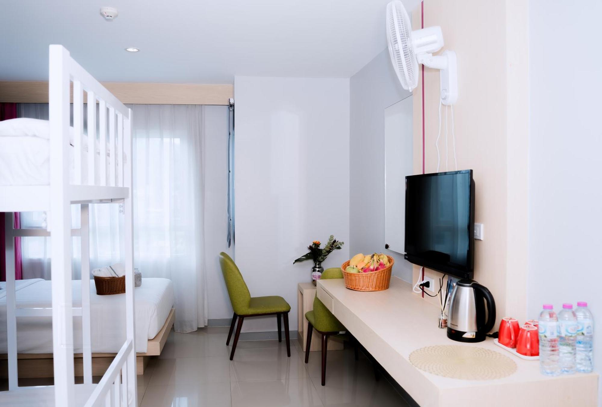 Sun Sea Sand Patong Hotel 3*