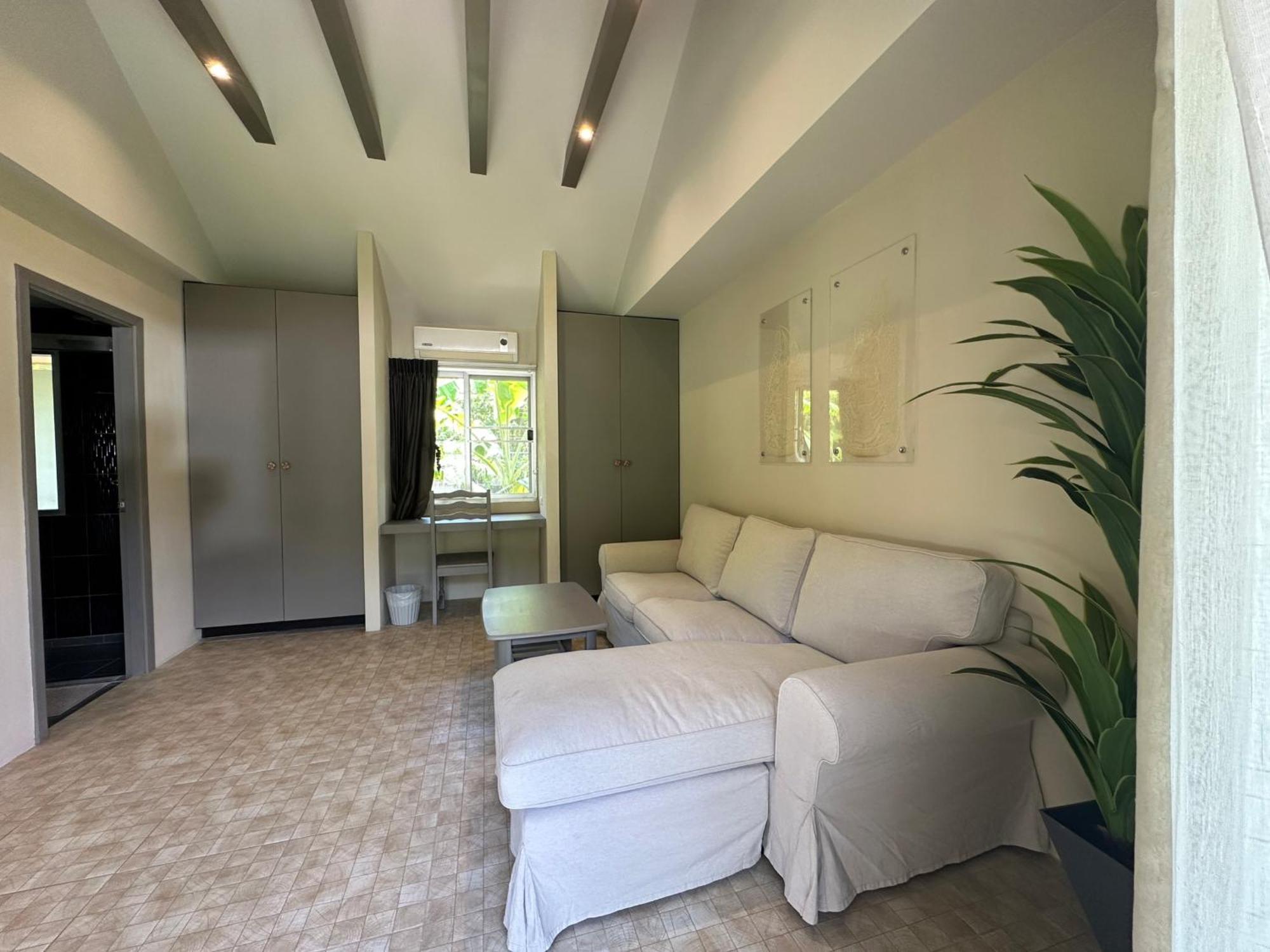 Sakoo Valley Naithon Villa *