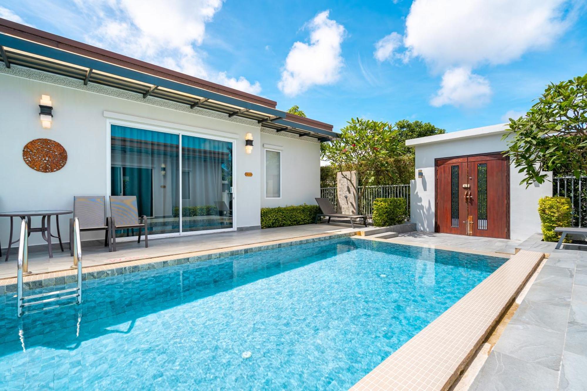 Phuket La Siesta Pool & Pool Access