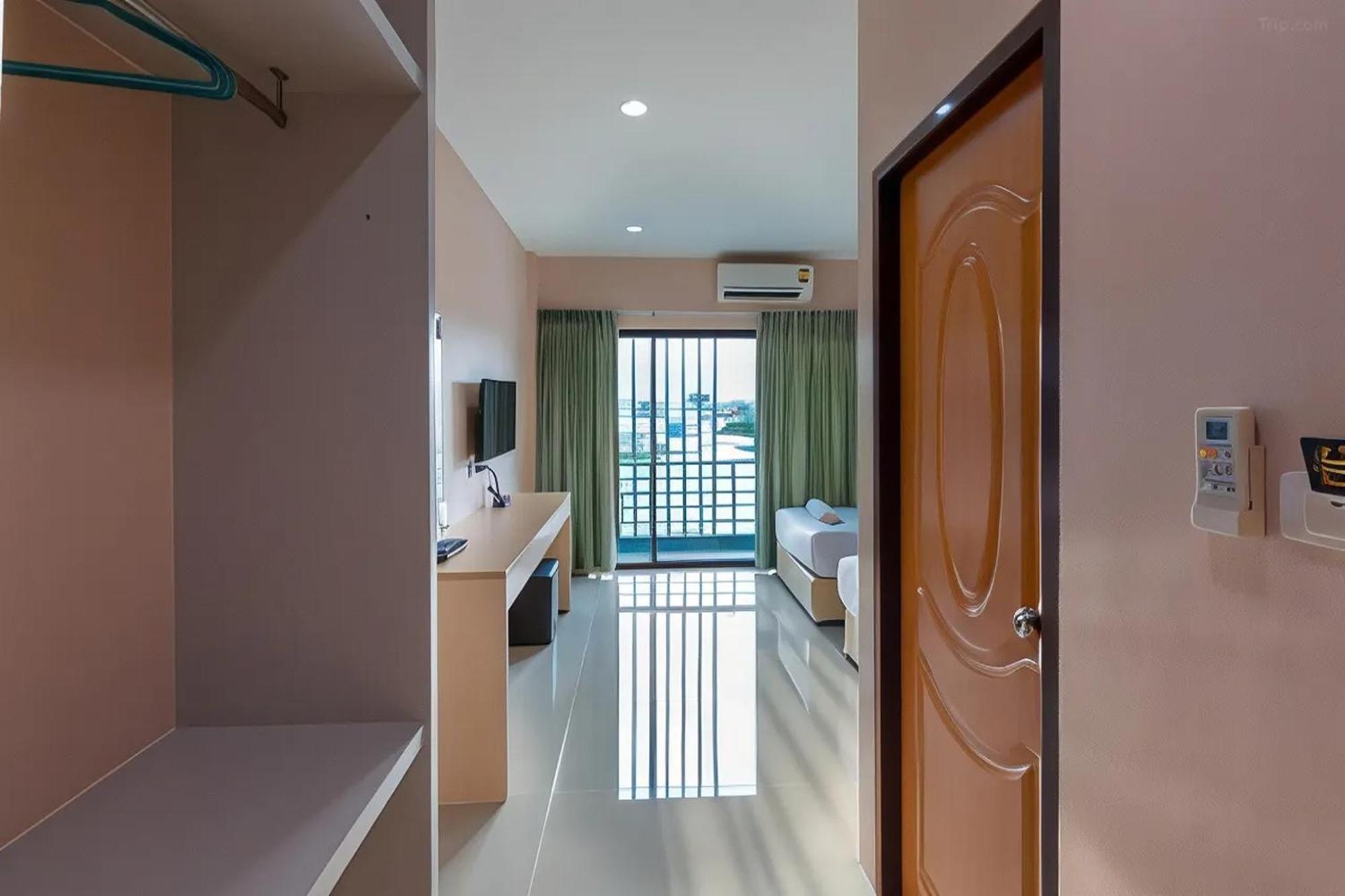 Jj Town Phuket