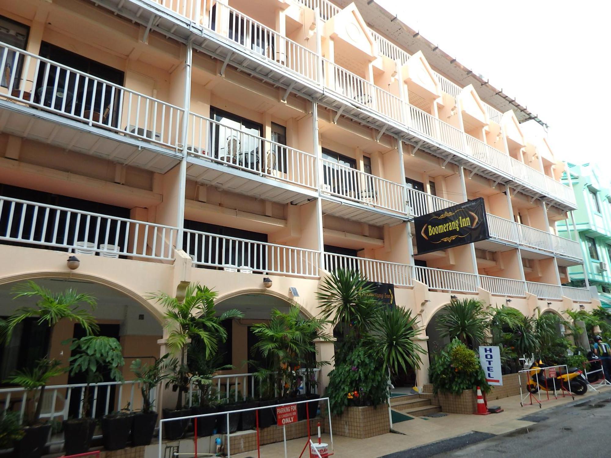 Boomerang Hostel