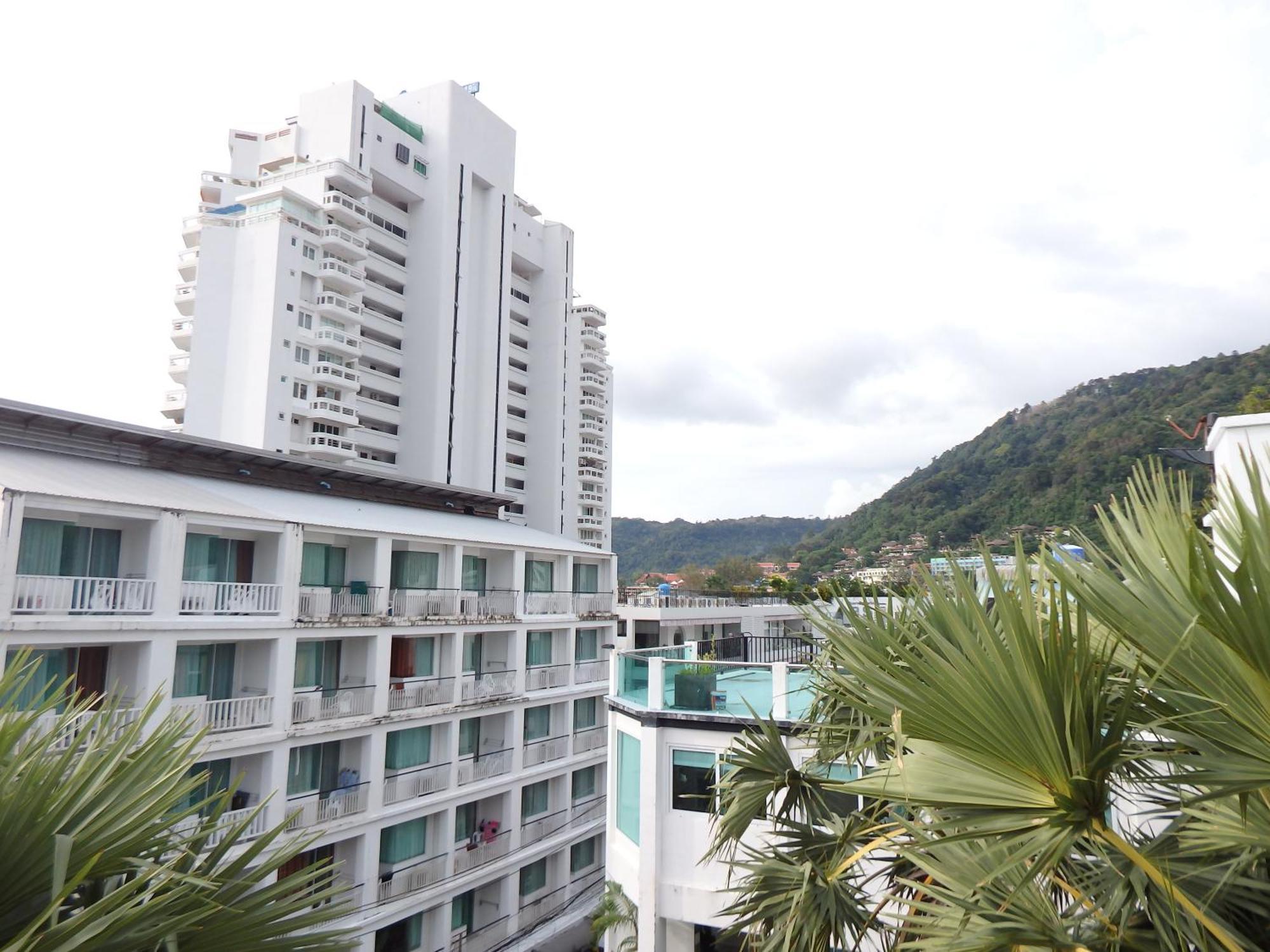 Boomerang Hostel *
