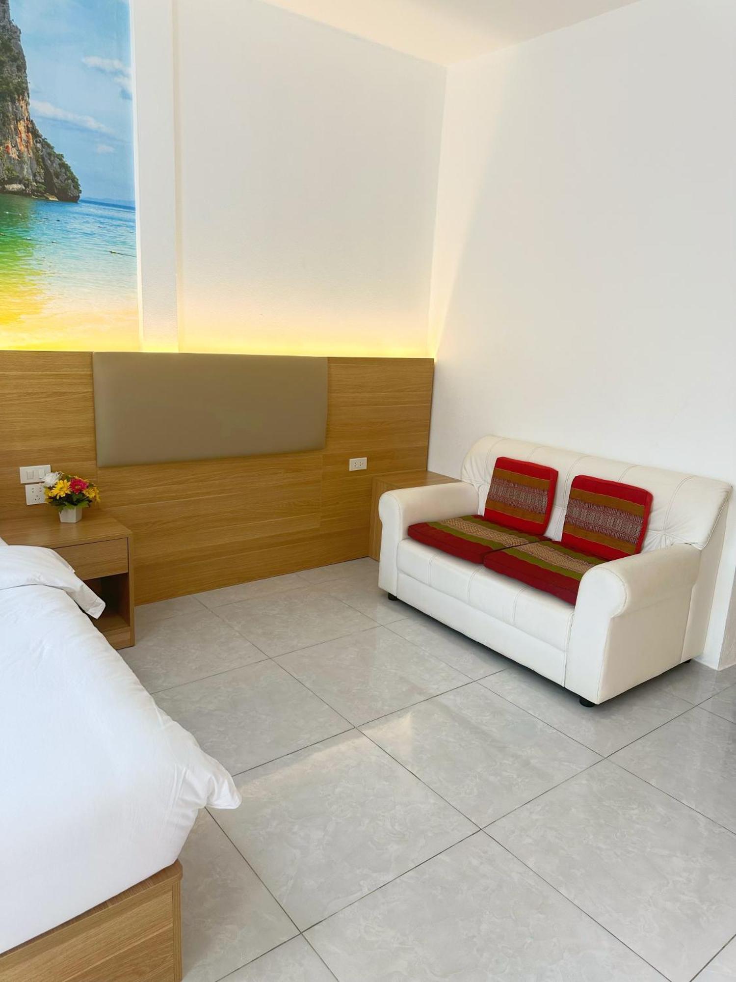 The Coconut Nanai Hotel 3*