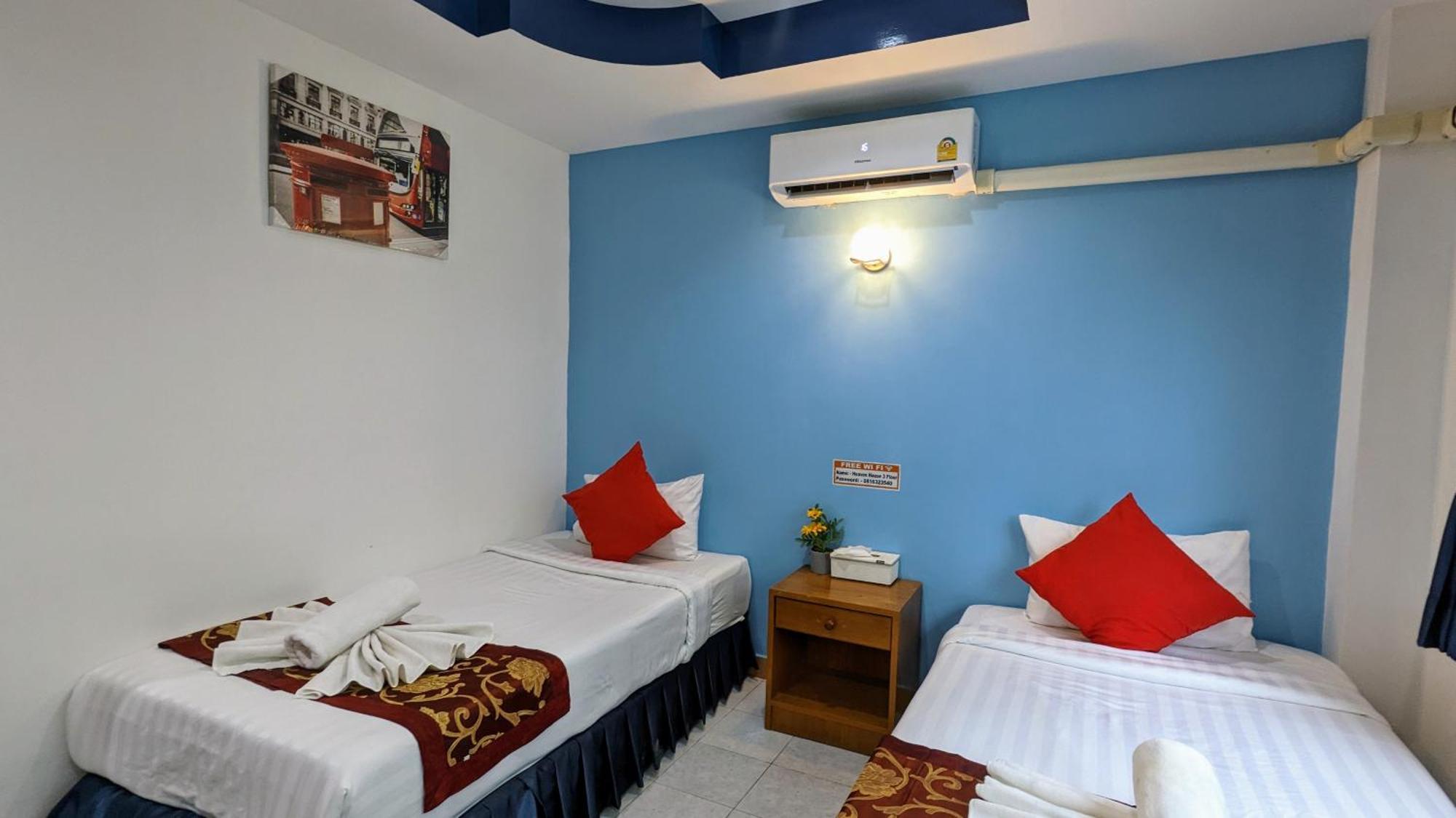Heaven House Restro & Bar Hotel