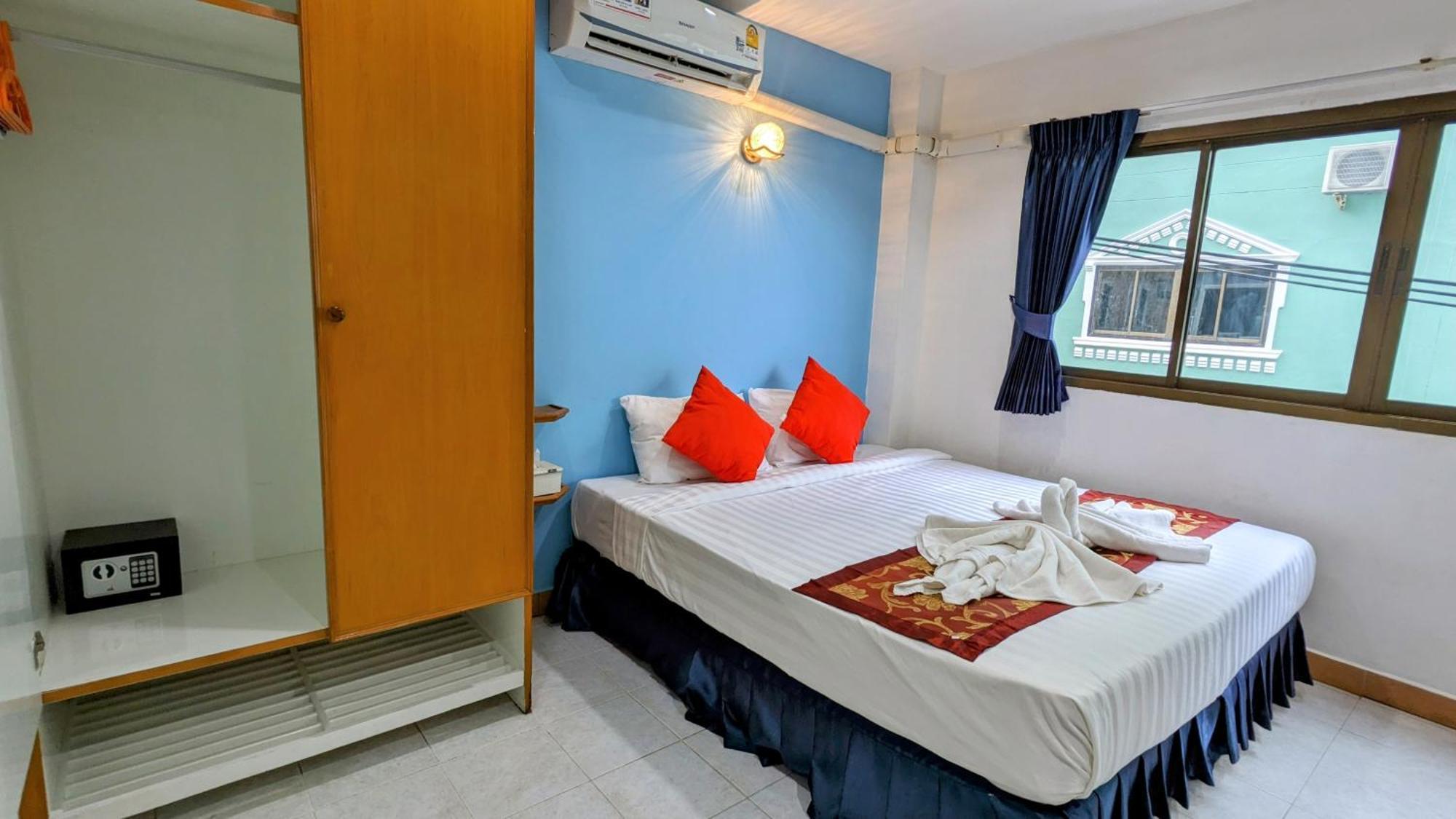 Heaven House Restro & Bar Patong