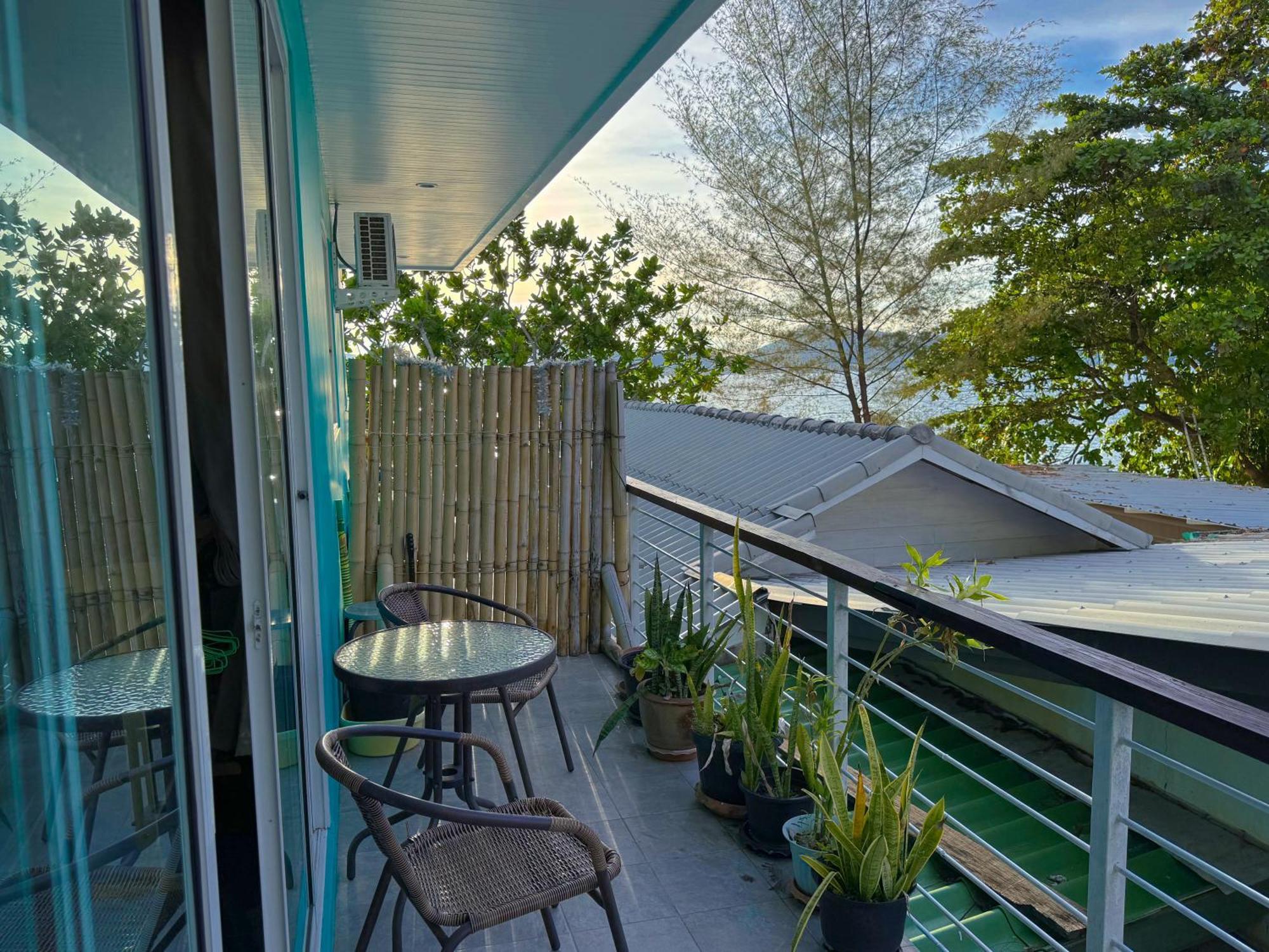 Sea Dreamer Beachfront Apartment Phuket
