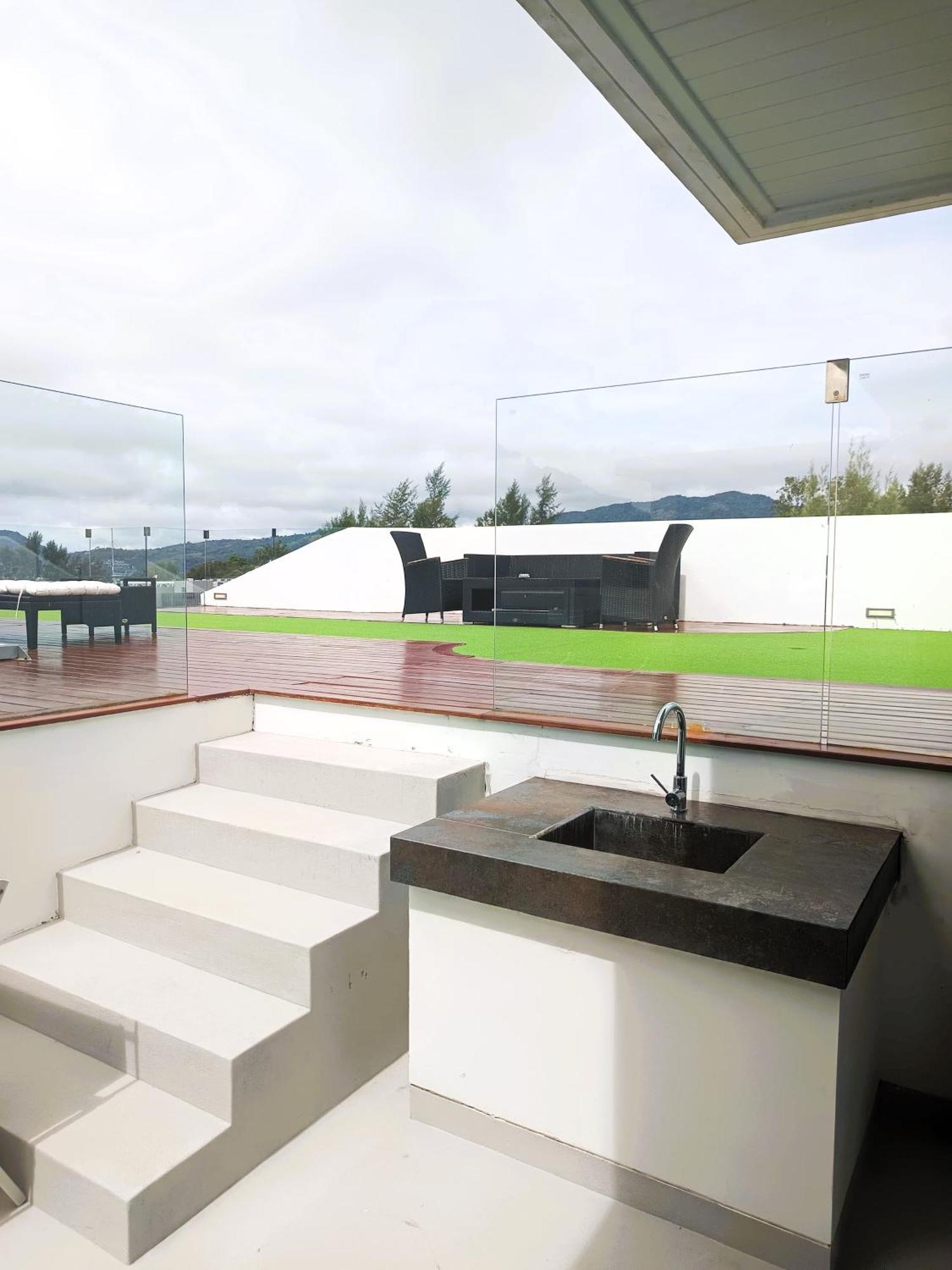 Twin Sands Penthouse Patong