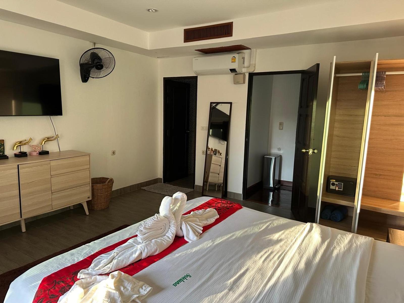 Apartamento Beverly Hills Patong