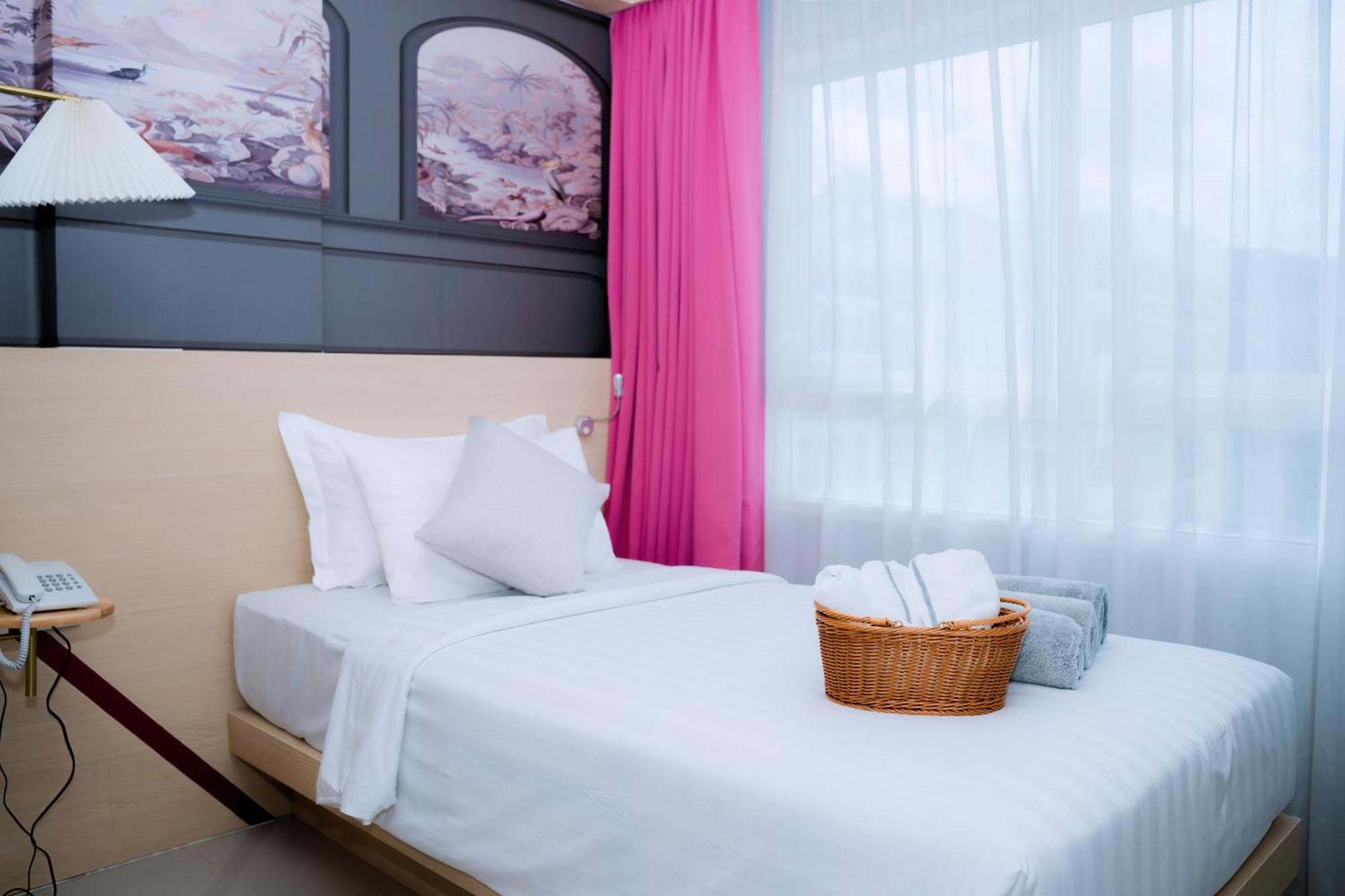 Sun Sea Sand Patong Hotel 3*