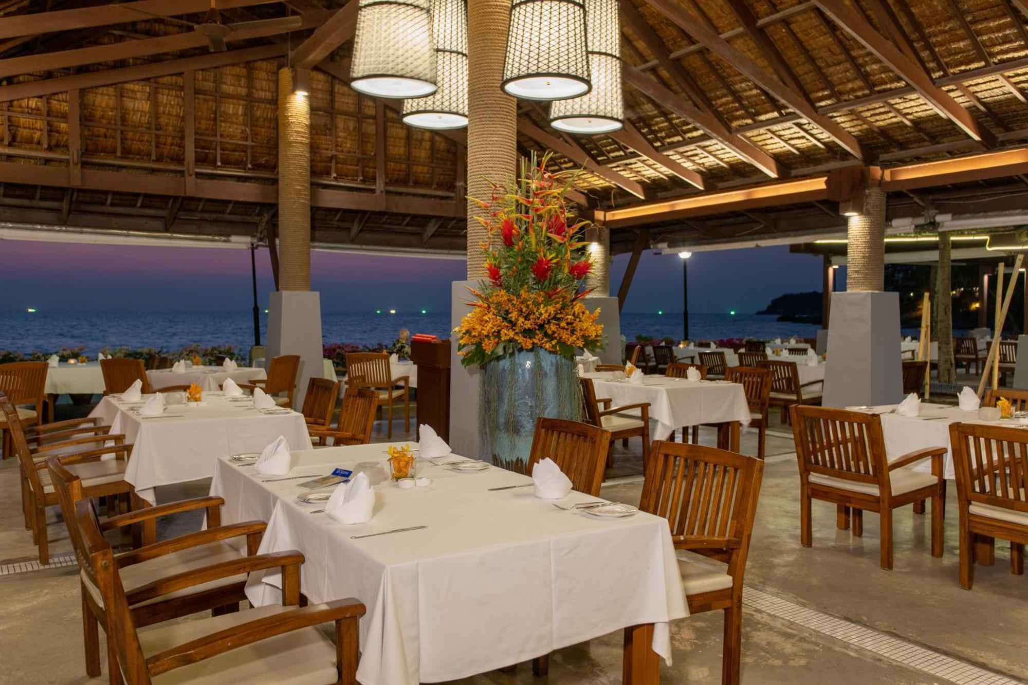 Katathani Phuket - Sha Extra Resort 5*