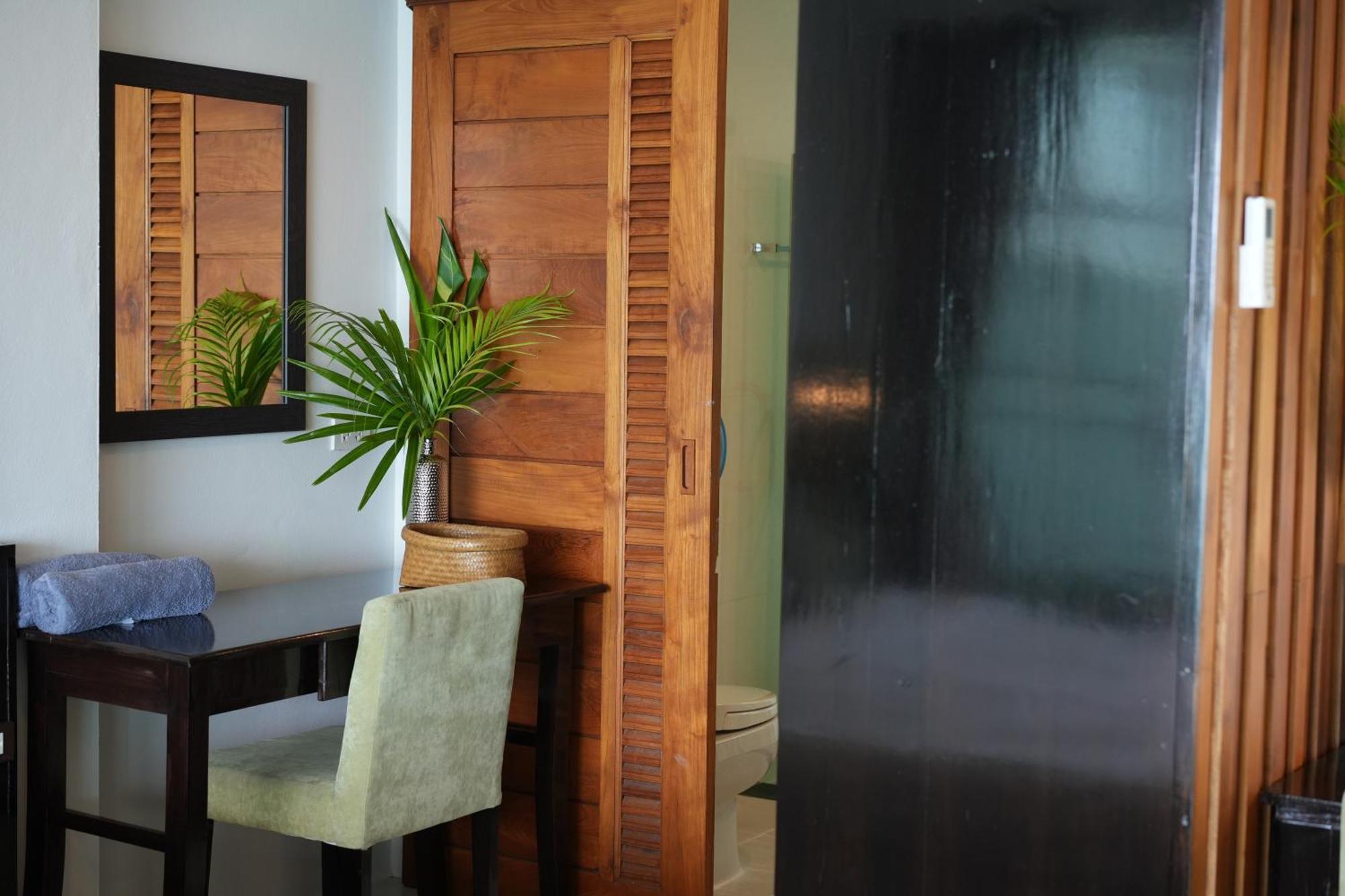 Davina Homes Villa Cape Panwa