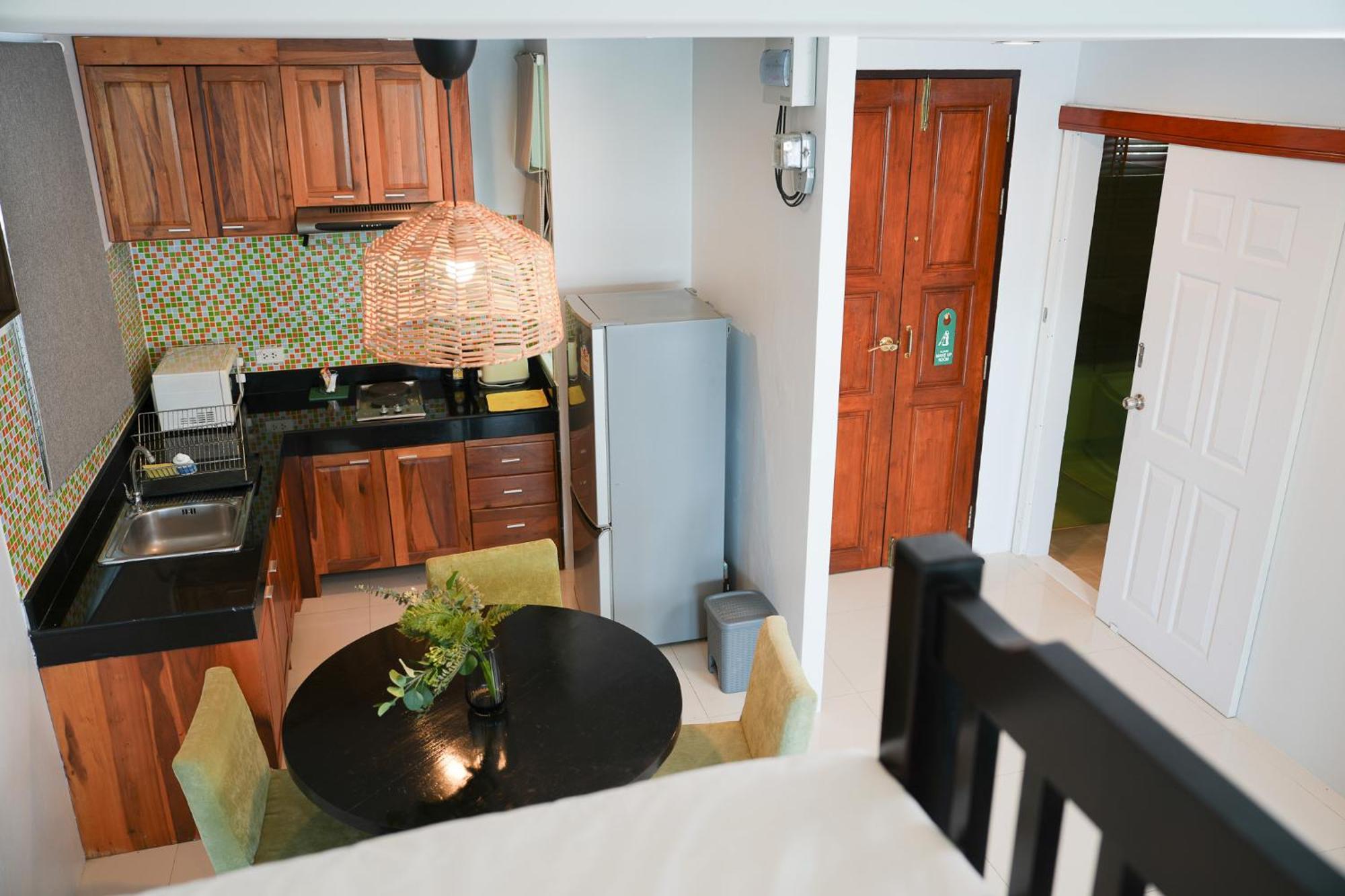 Davina Homes Cape Panwa