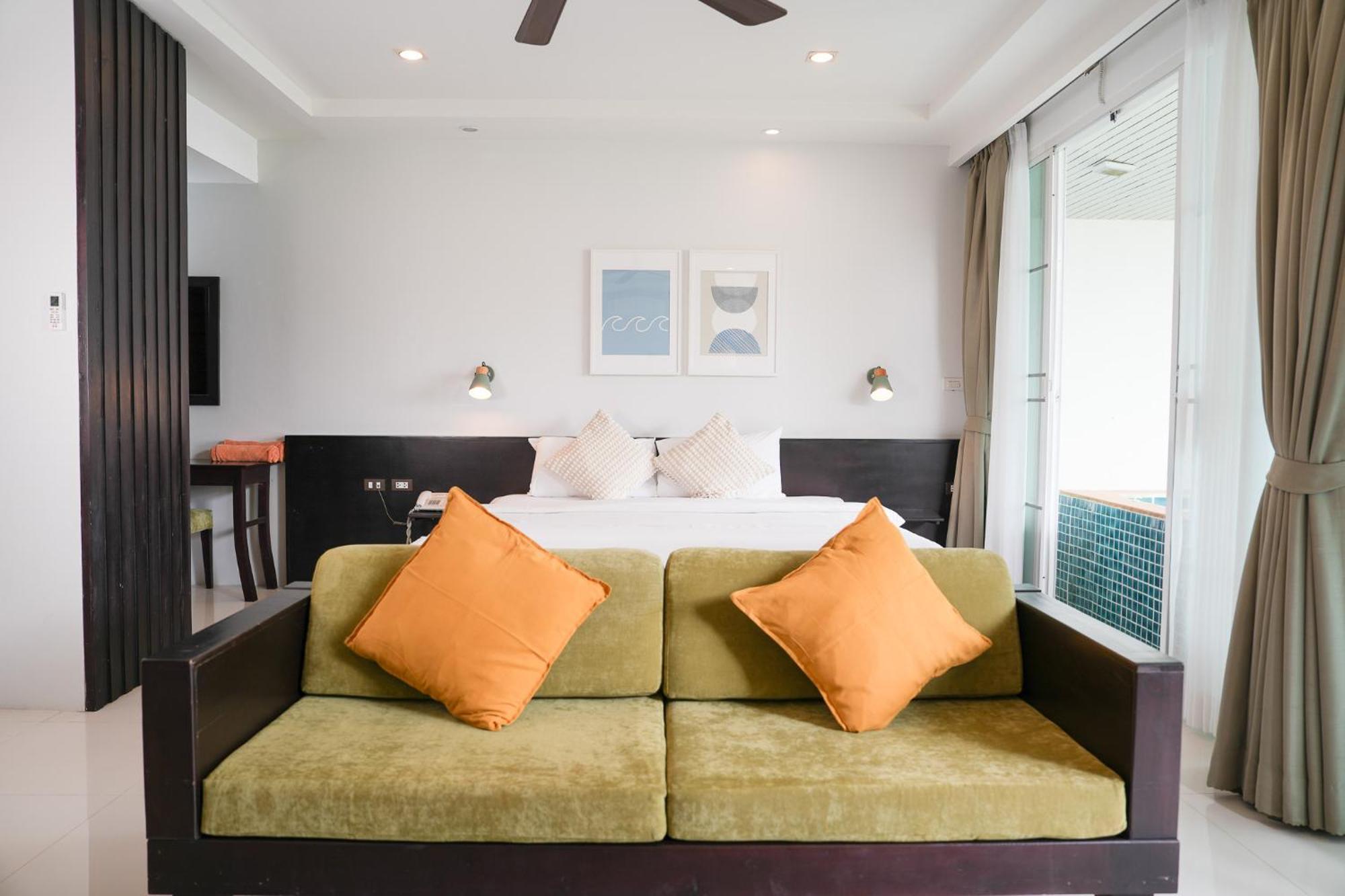 Davina Homes Cape Panwa