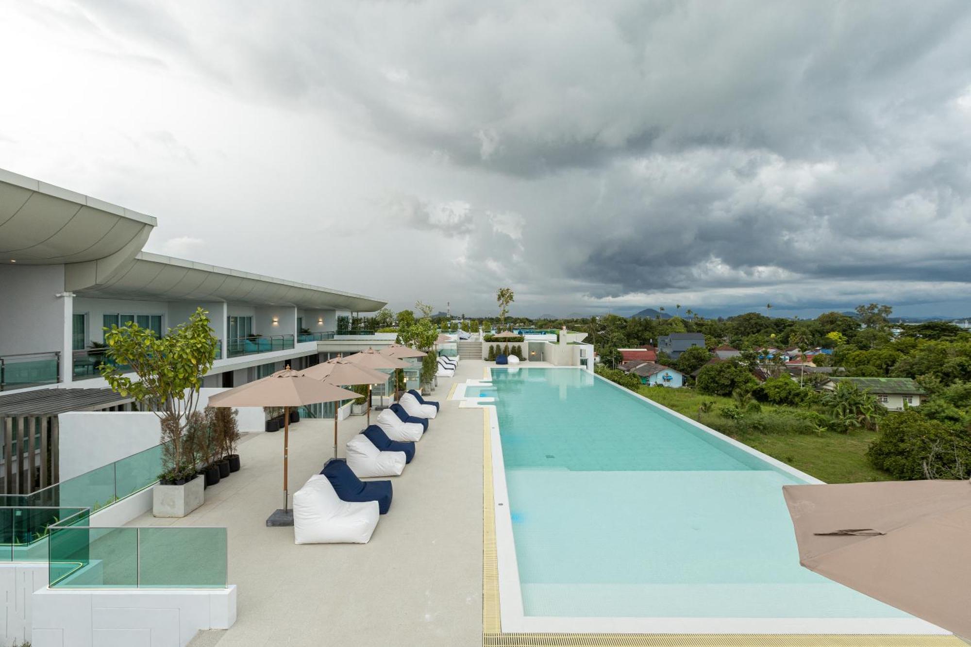 Chalong Marina Bay View Phuket 5*