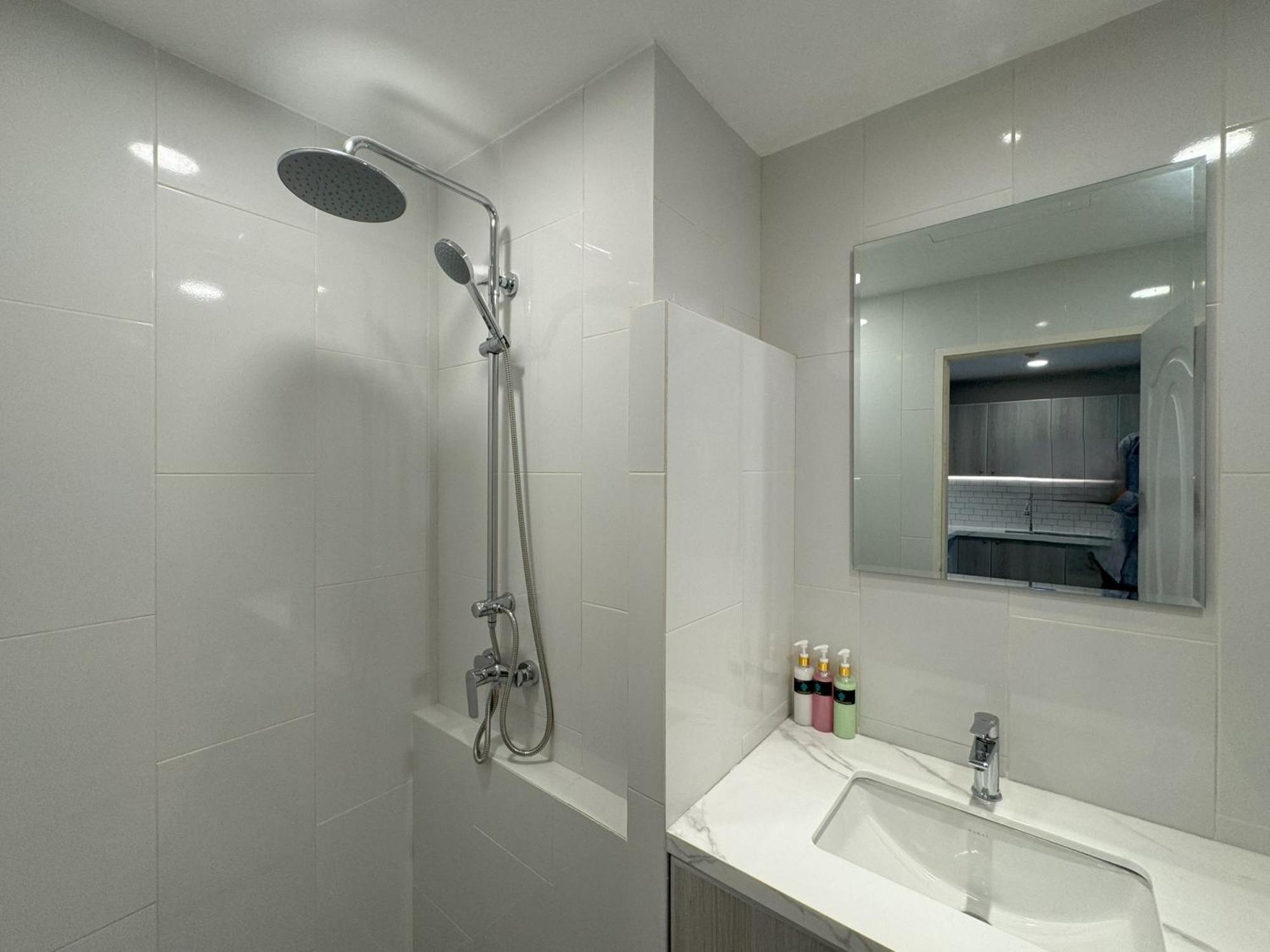 At Phuket By Lofty Apartment *