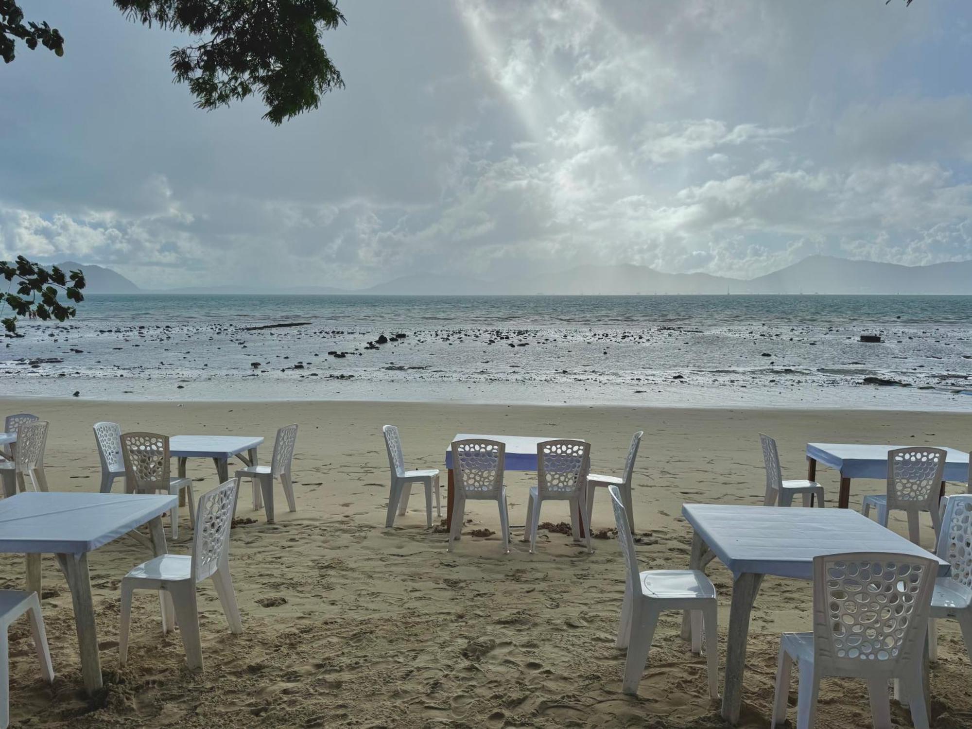 Sea Dreamer Beachfront Apartment Phuket