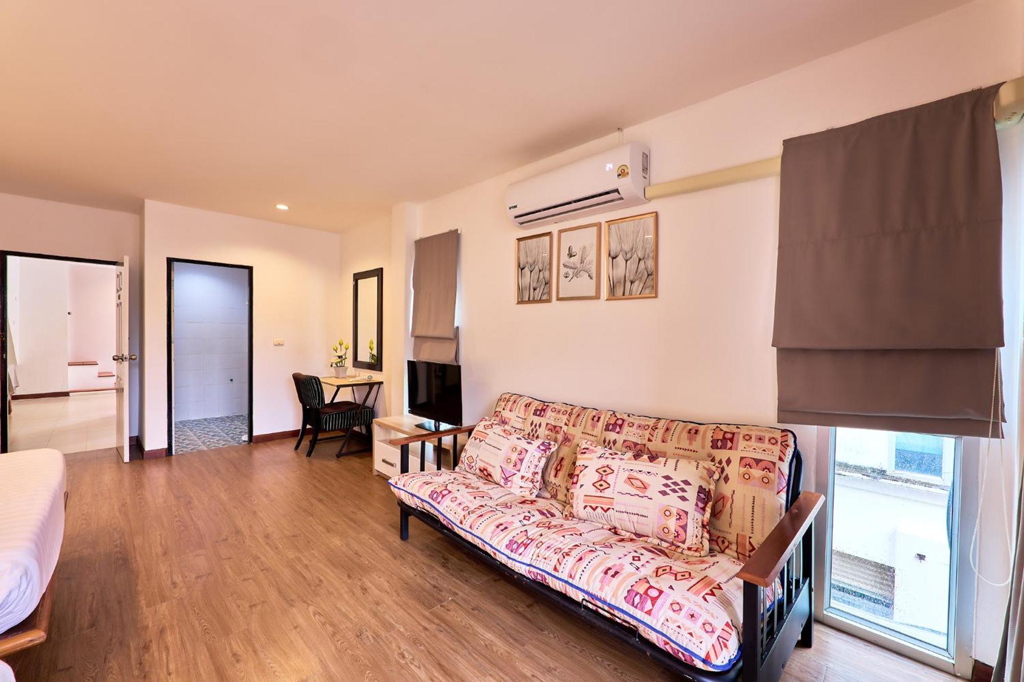 Jinta Andaman Hotel 3*