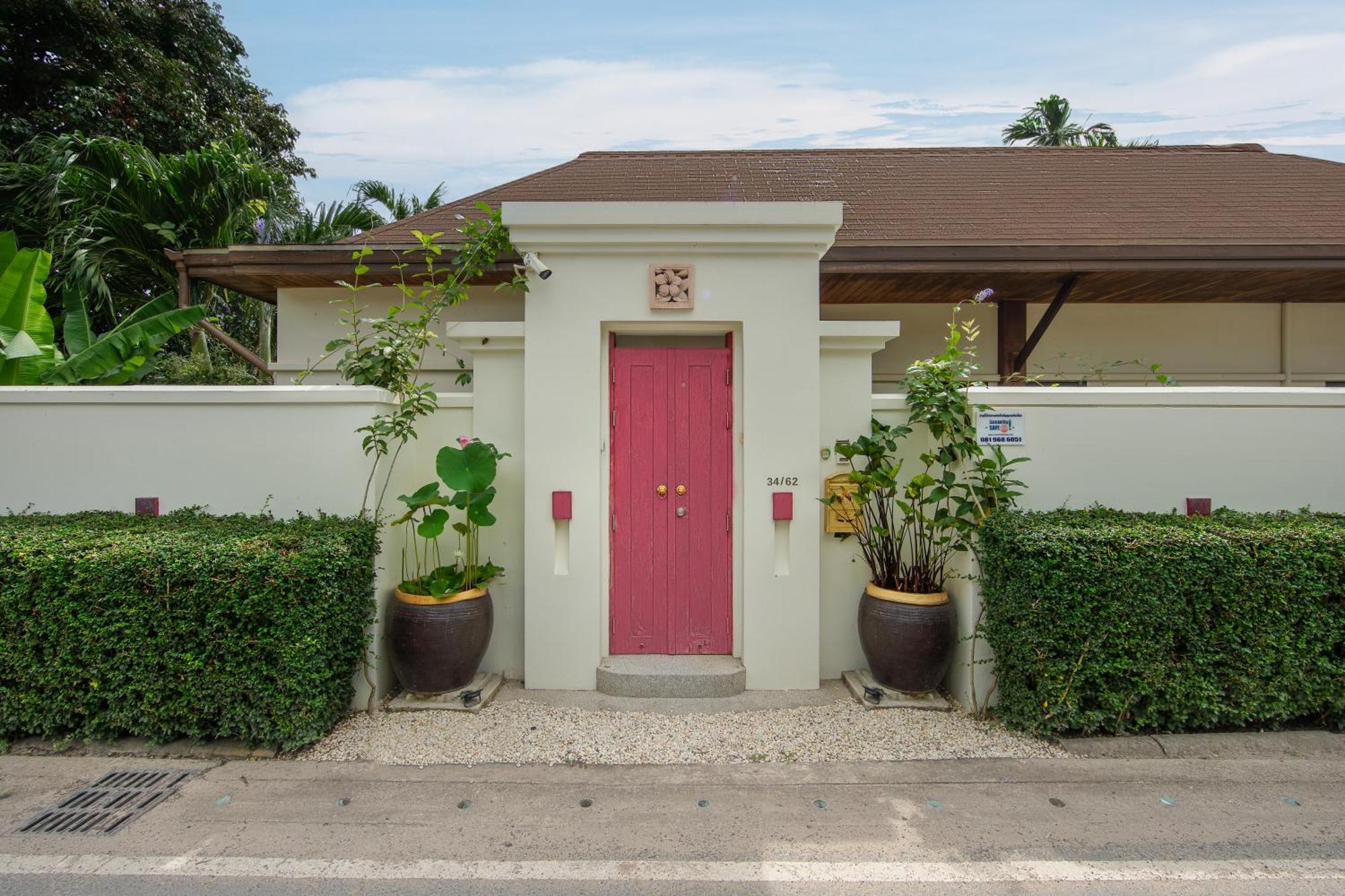 Savu| 3 Bedroom Private Pool In Popular Location Near Naiharn Nai Harn