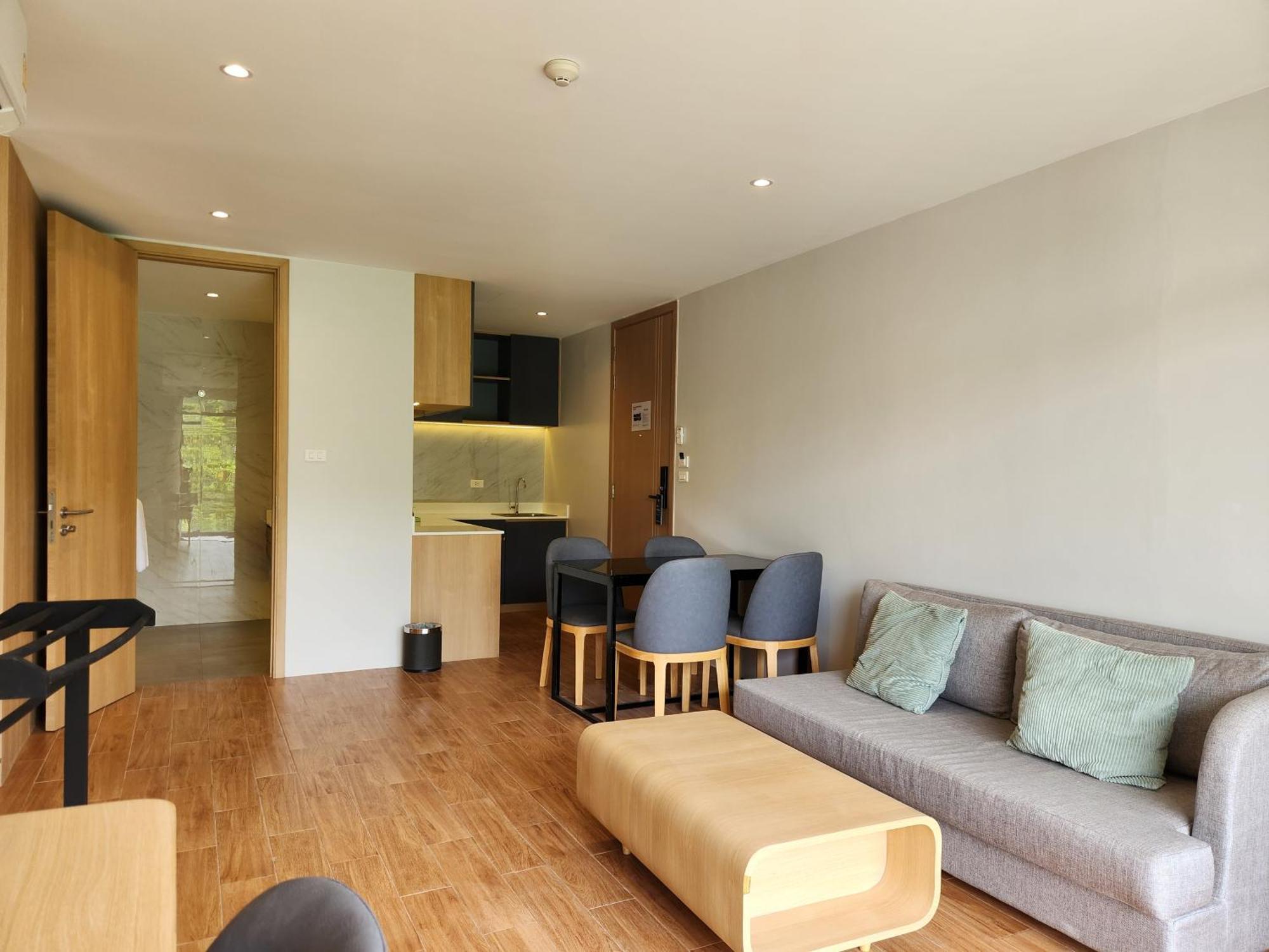 Apartment Weg Nai Thon Beach