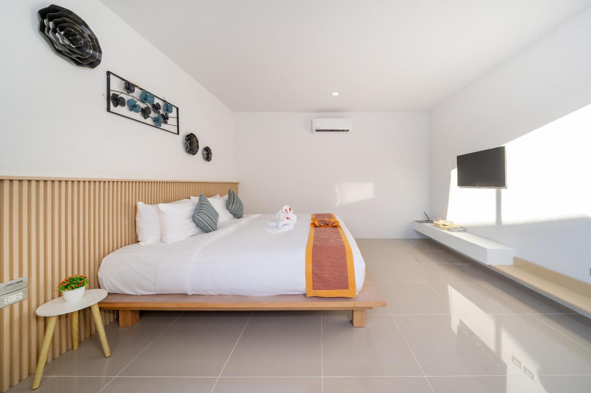 Andaman Time Beachside Pool 5*