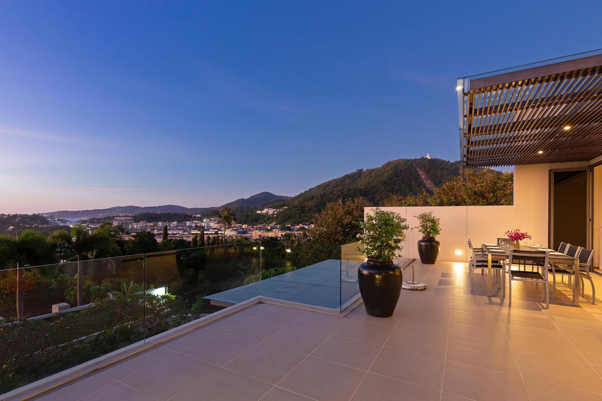 Apartment 2br Luxury Residence, Scenic View, 5min To Beach, The Heights C3